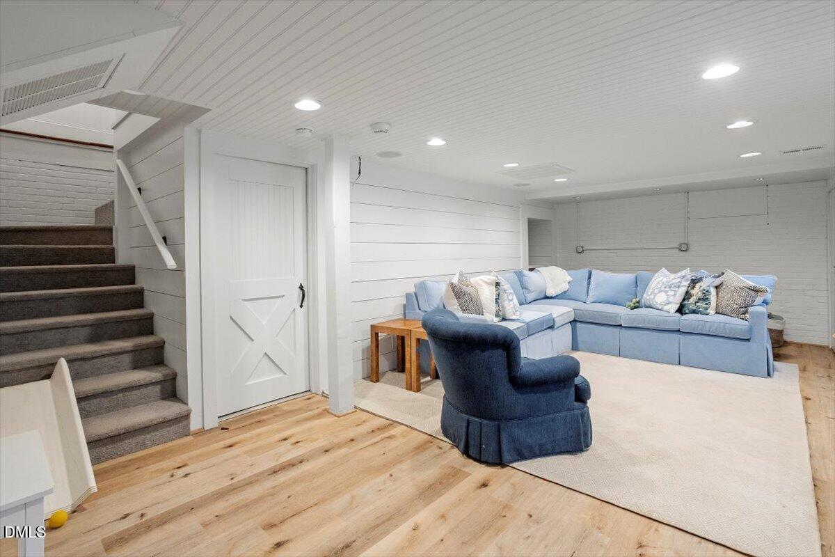 435 Yarmouth Road