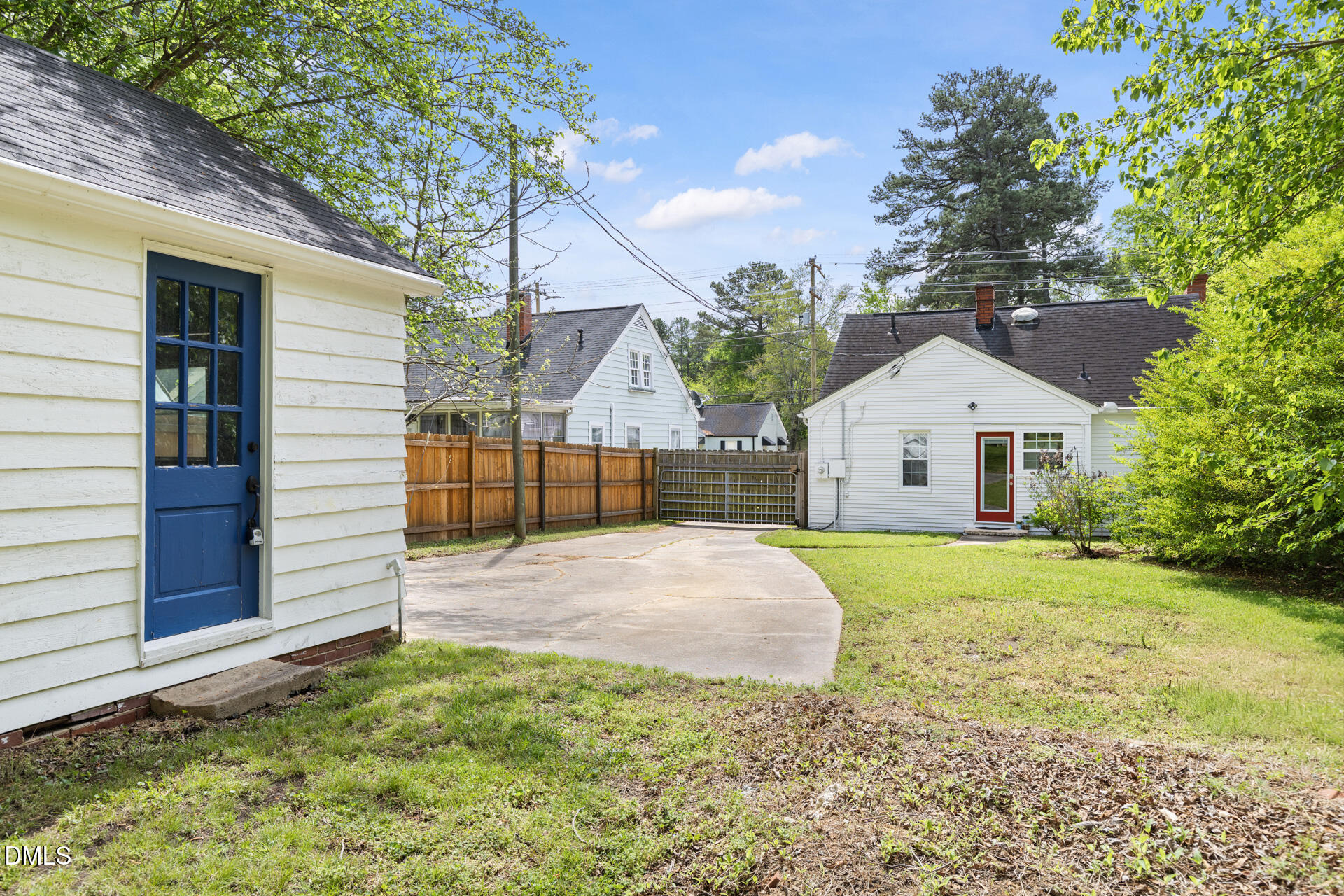 408 W Carver Street