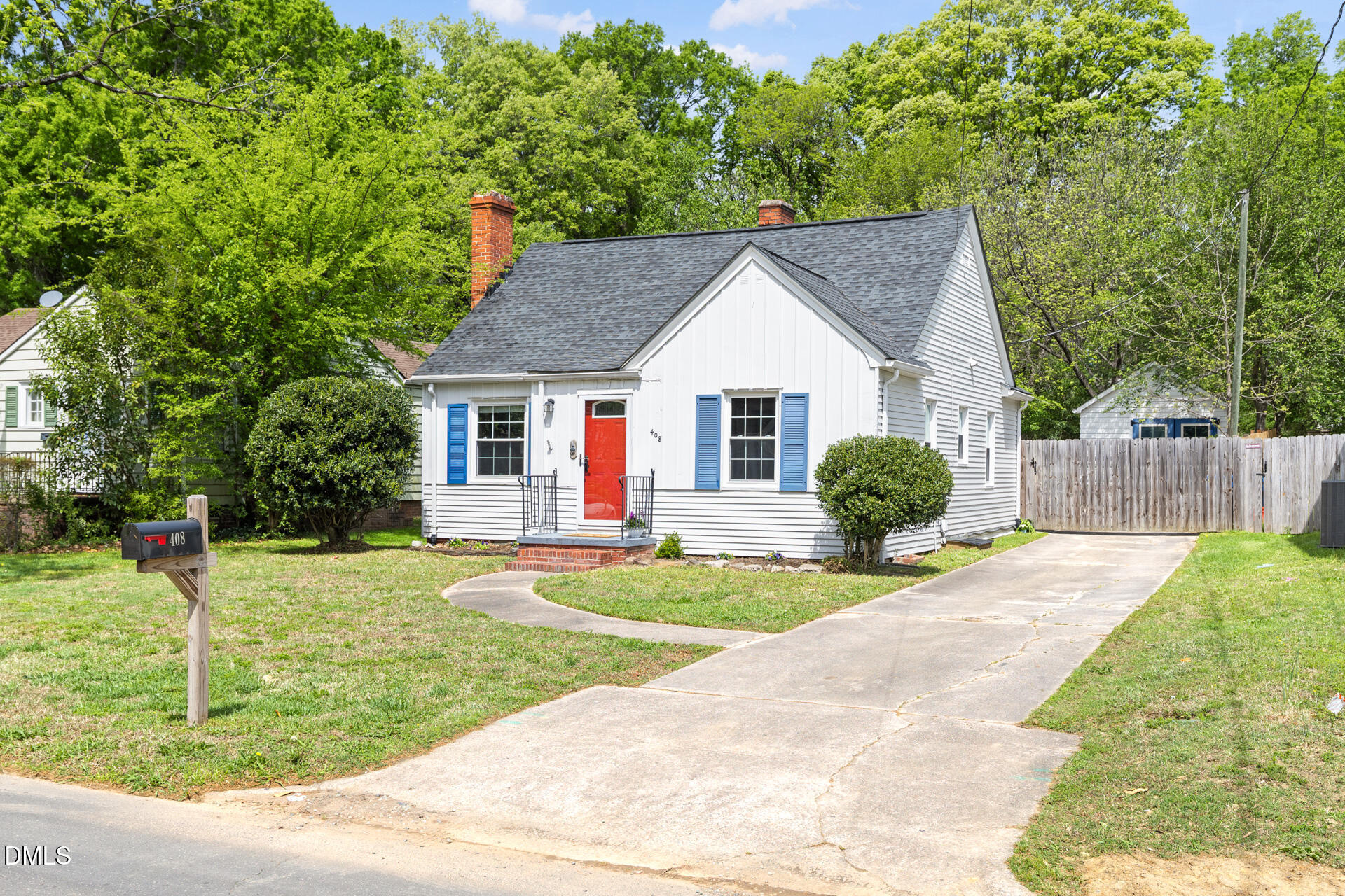 408 W Carver Street