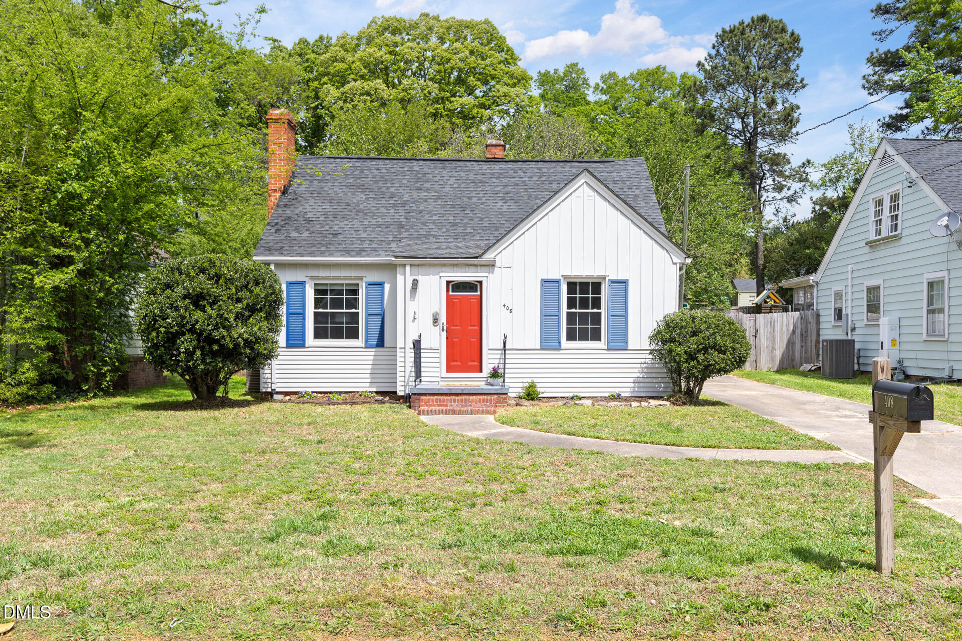 408 W Carver Street