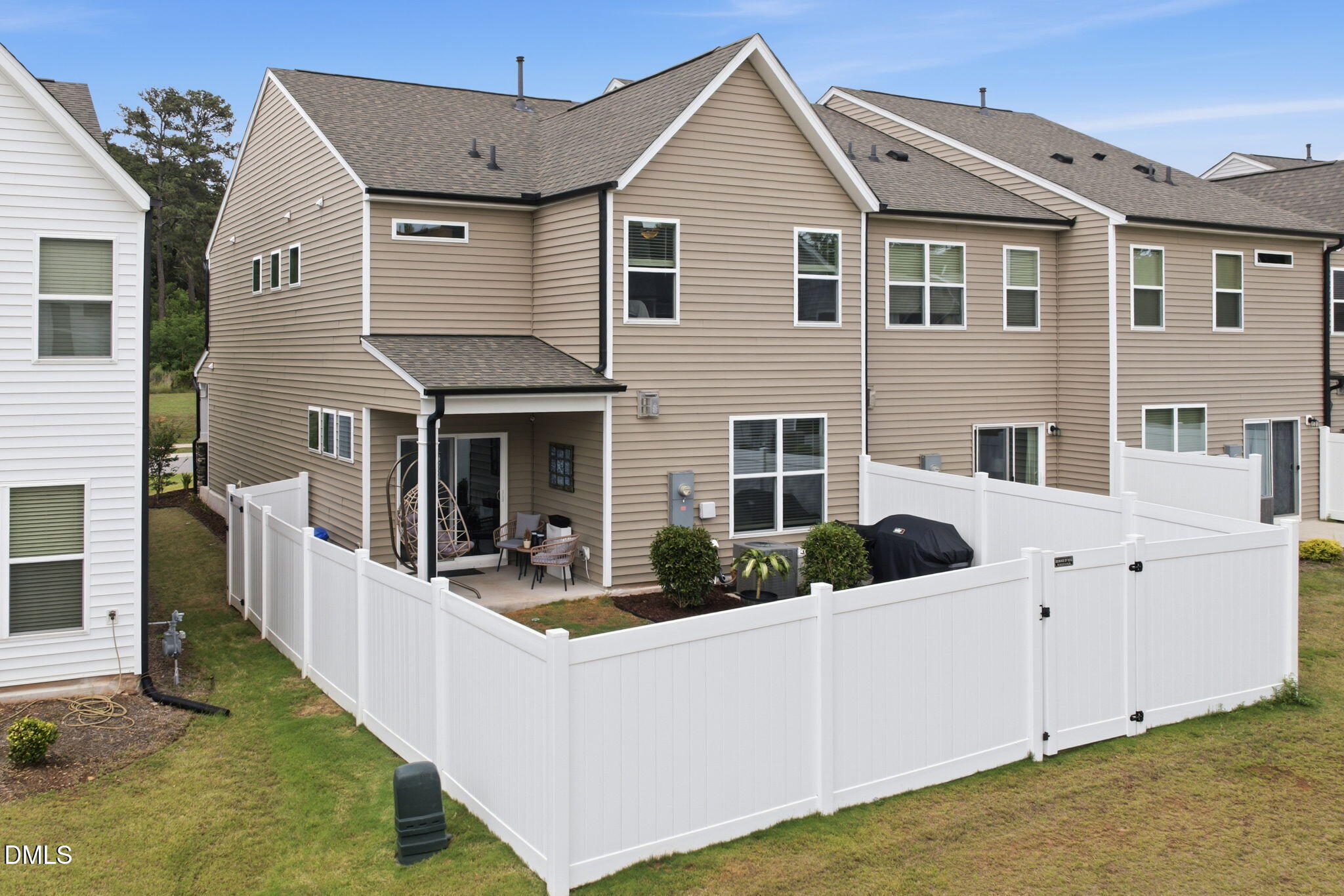 212 Oakchest Court