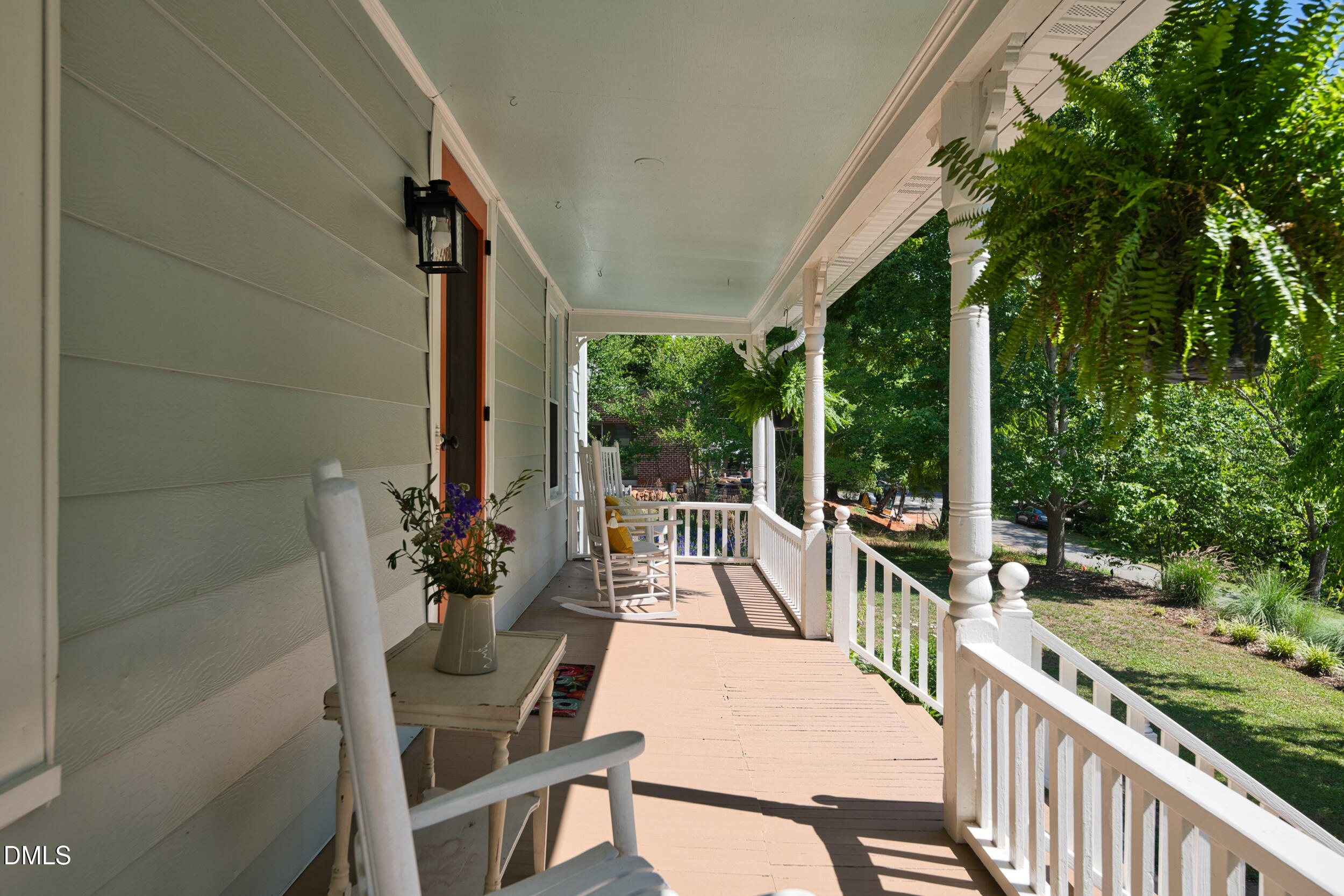 108 S Occoneechee Street