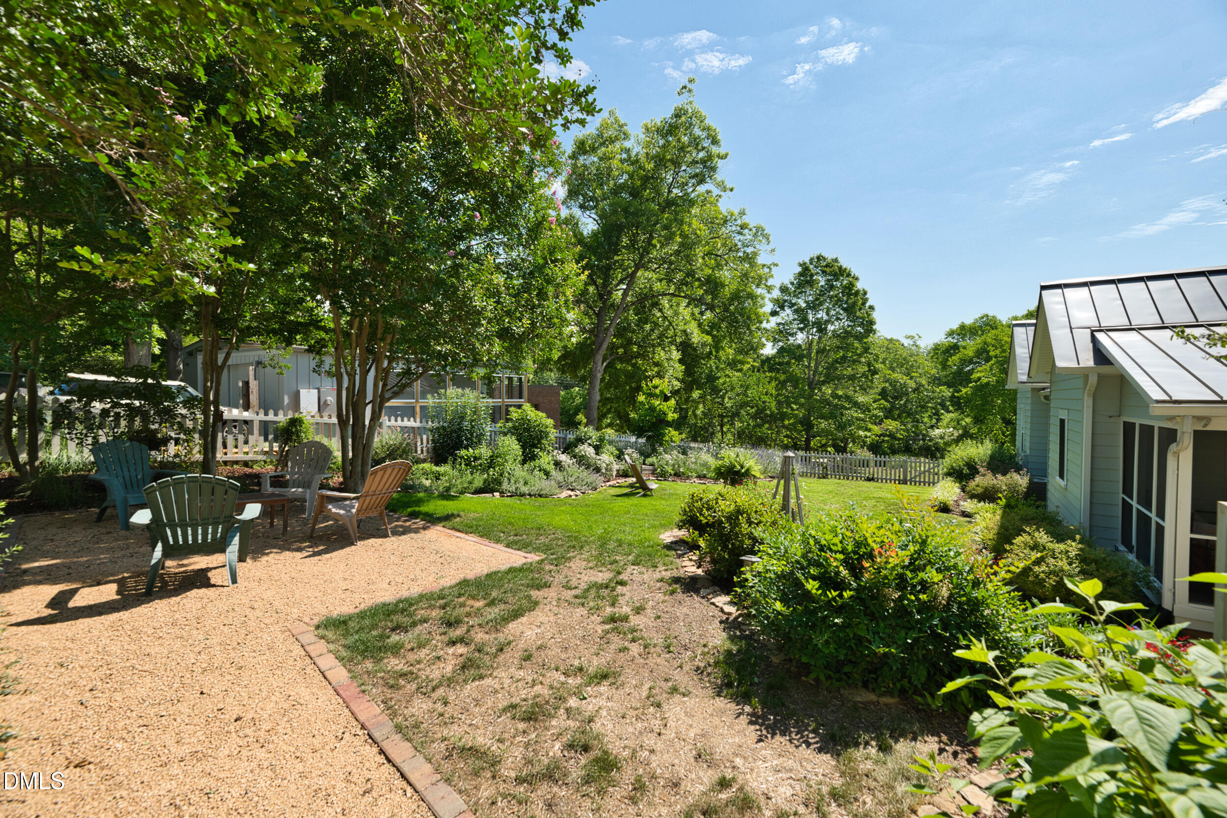 108 S Occoneechee Street