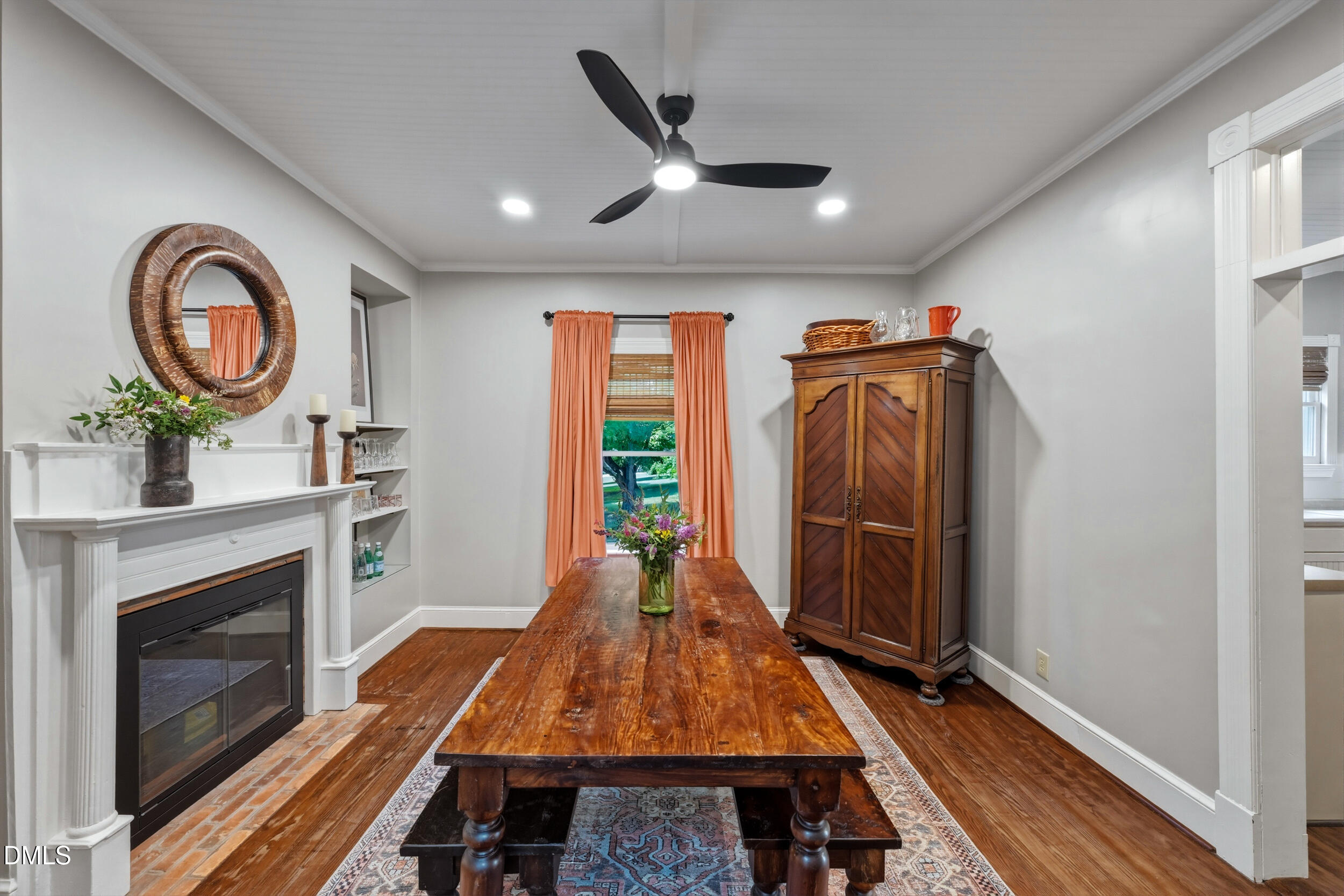108 S Occoneechee Street