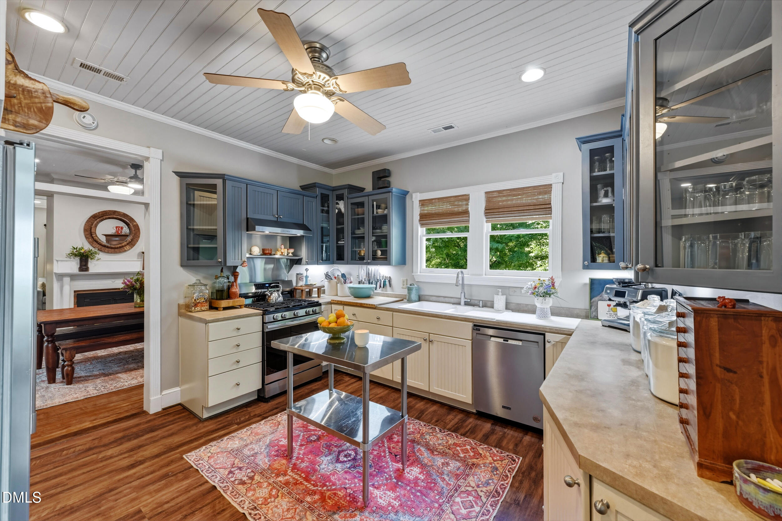 108 S Occoneechee Street