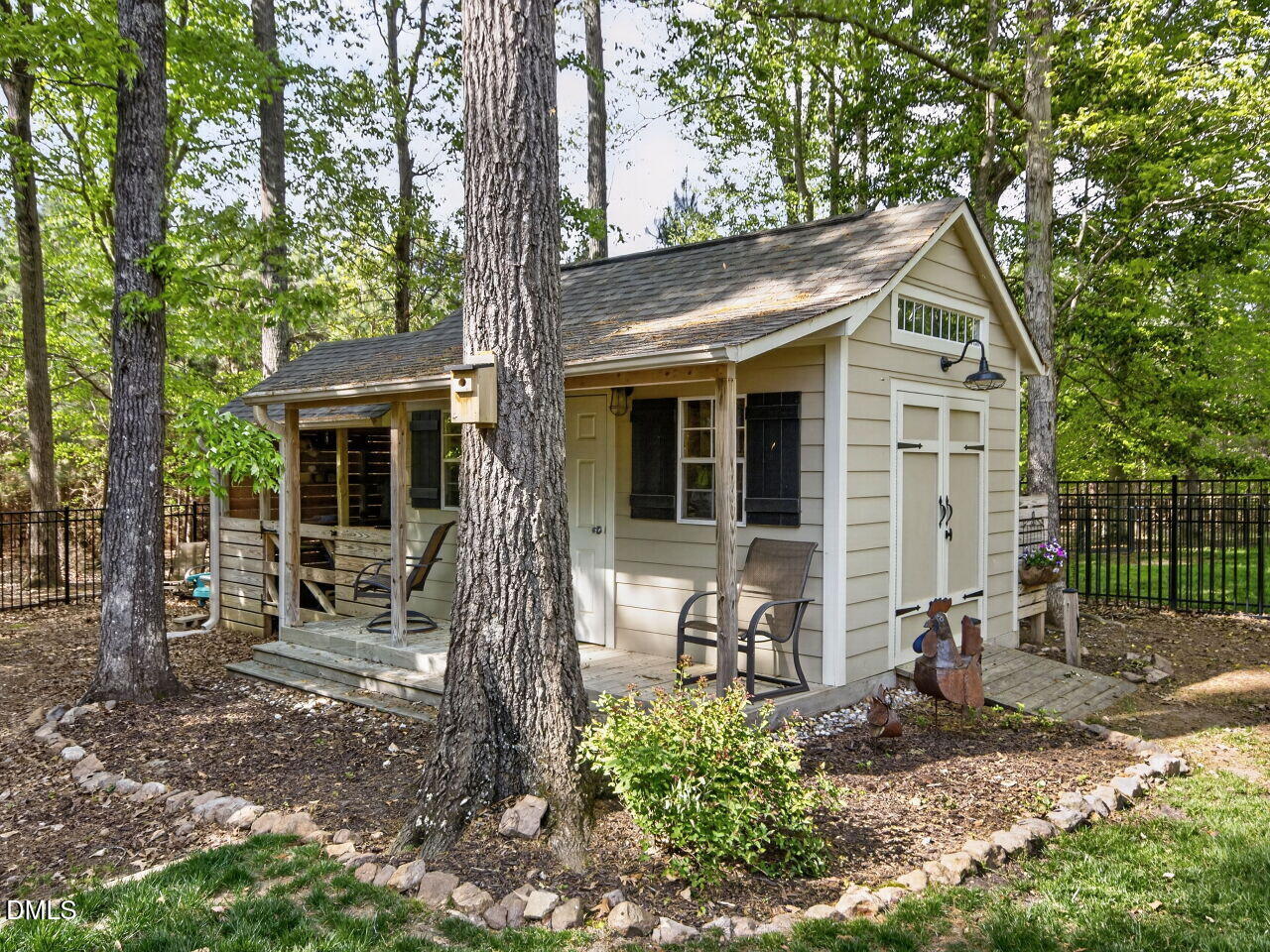 1006 Canterbury Court