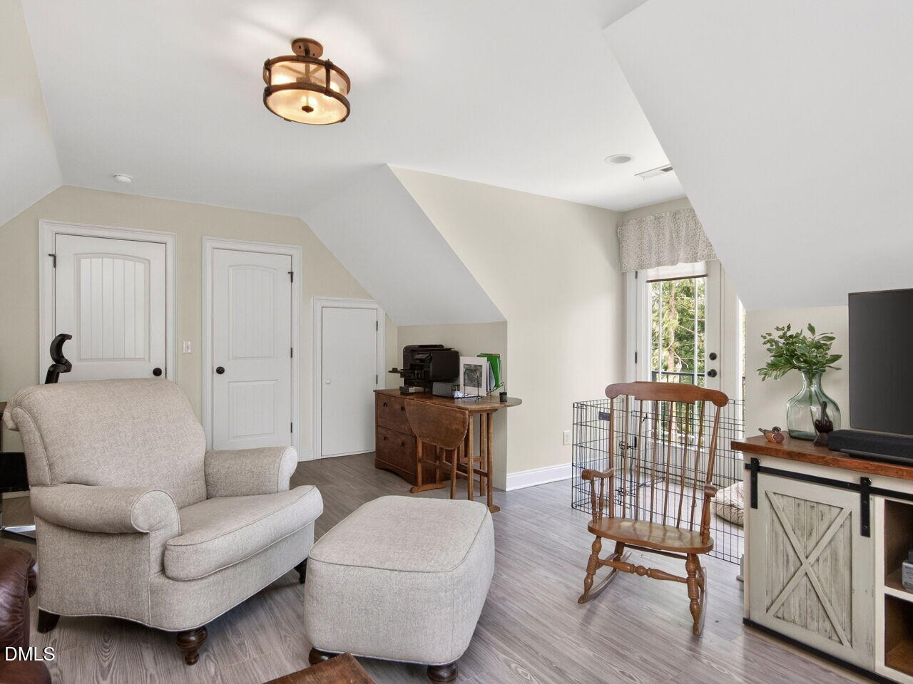 1006 Canterbury Court