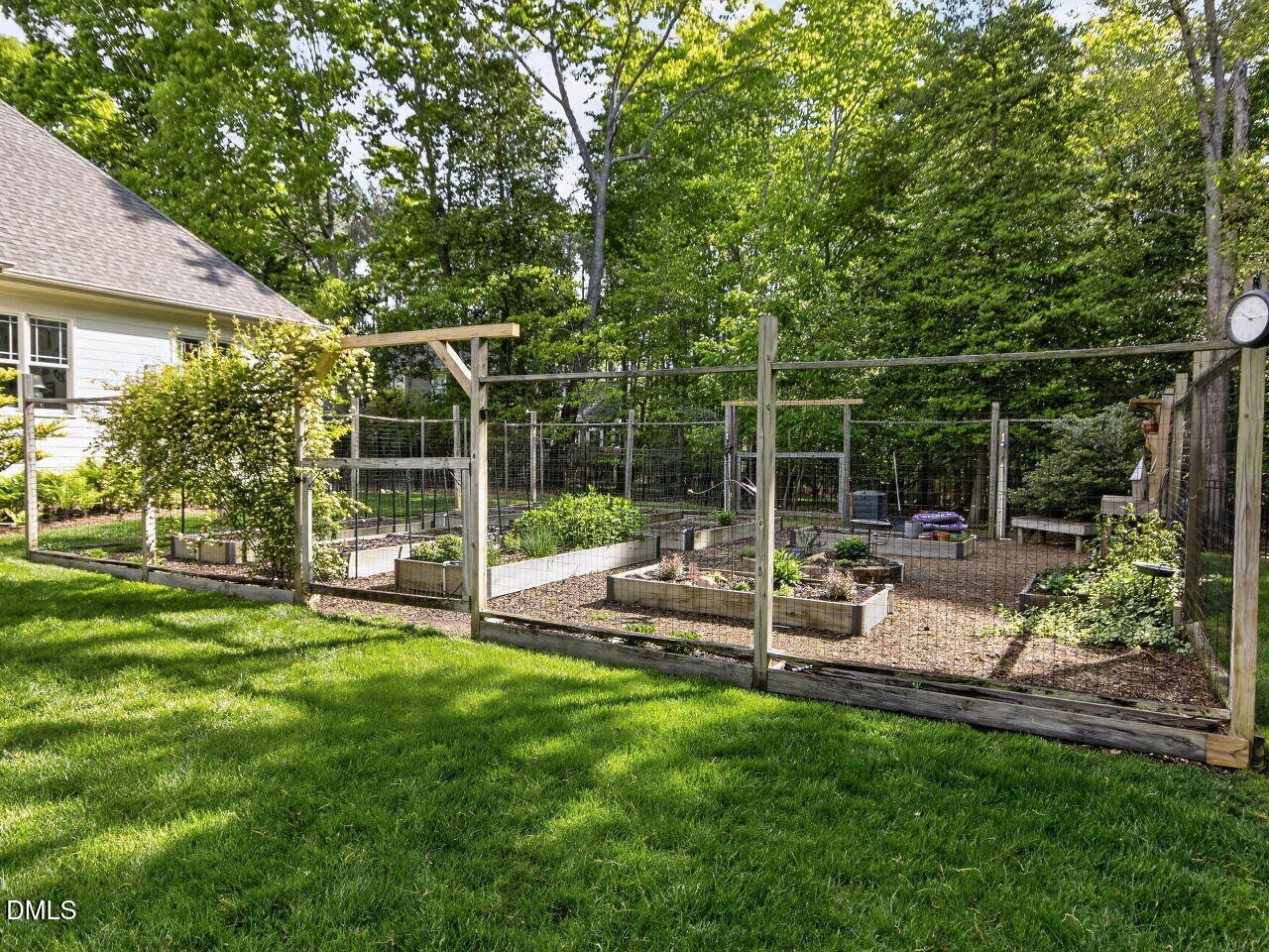 1006 Canterbury Court