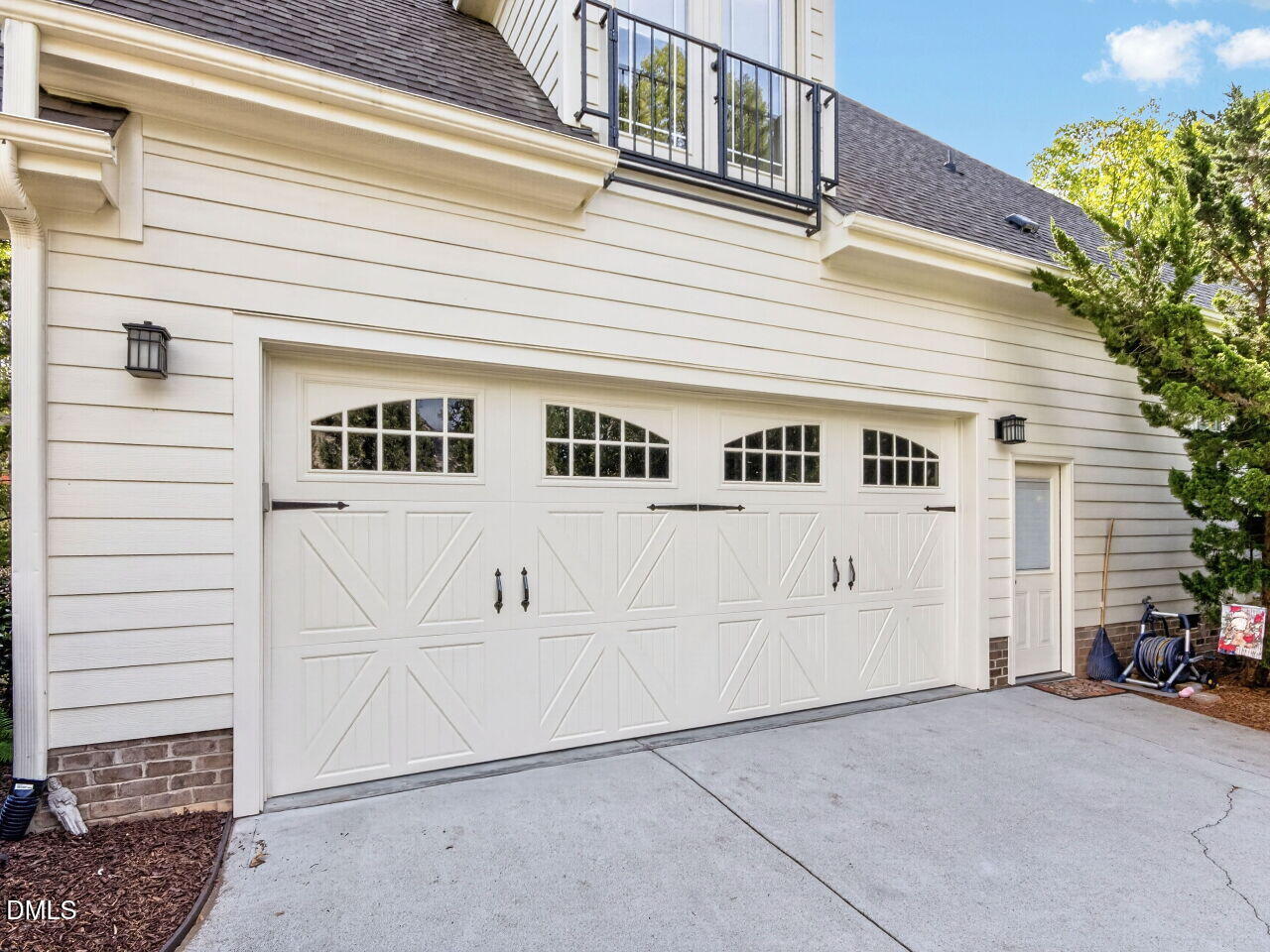 1006 Canterbury Court
