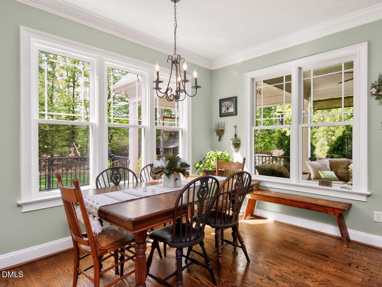 1006 Canterbury Court