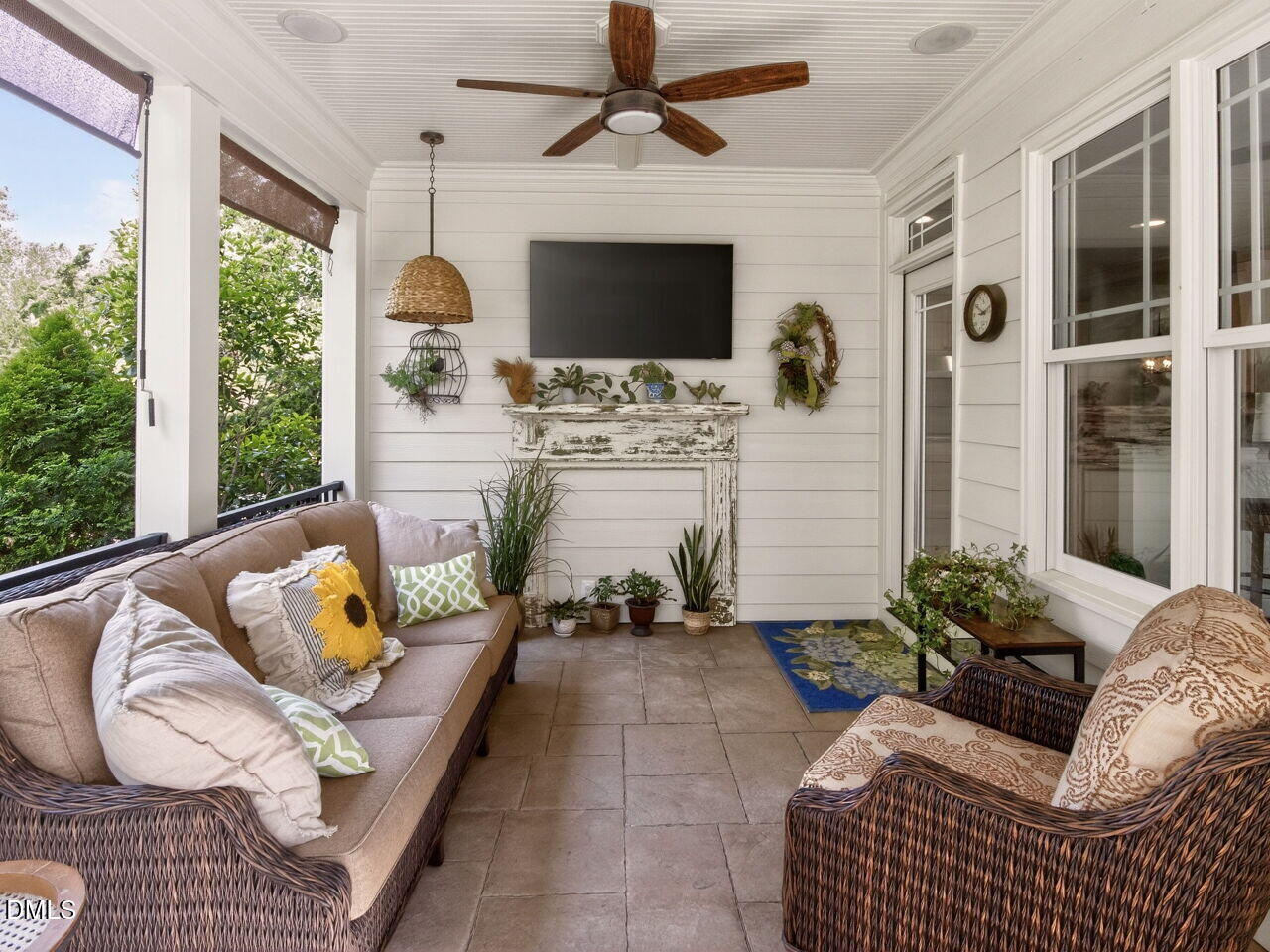 1006 Canterbury Court