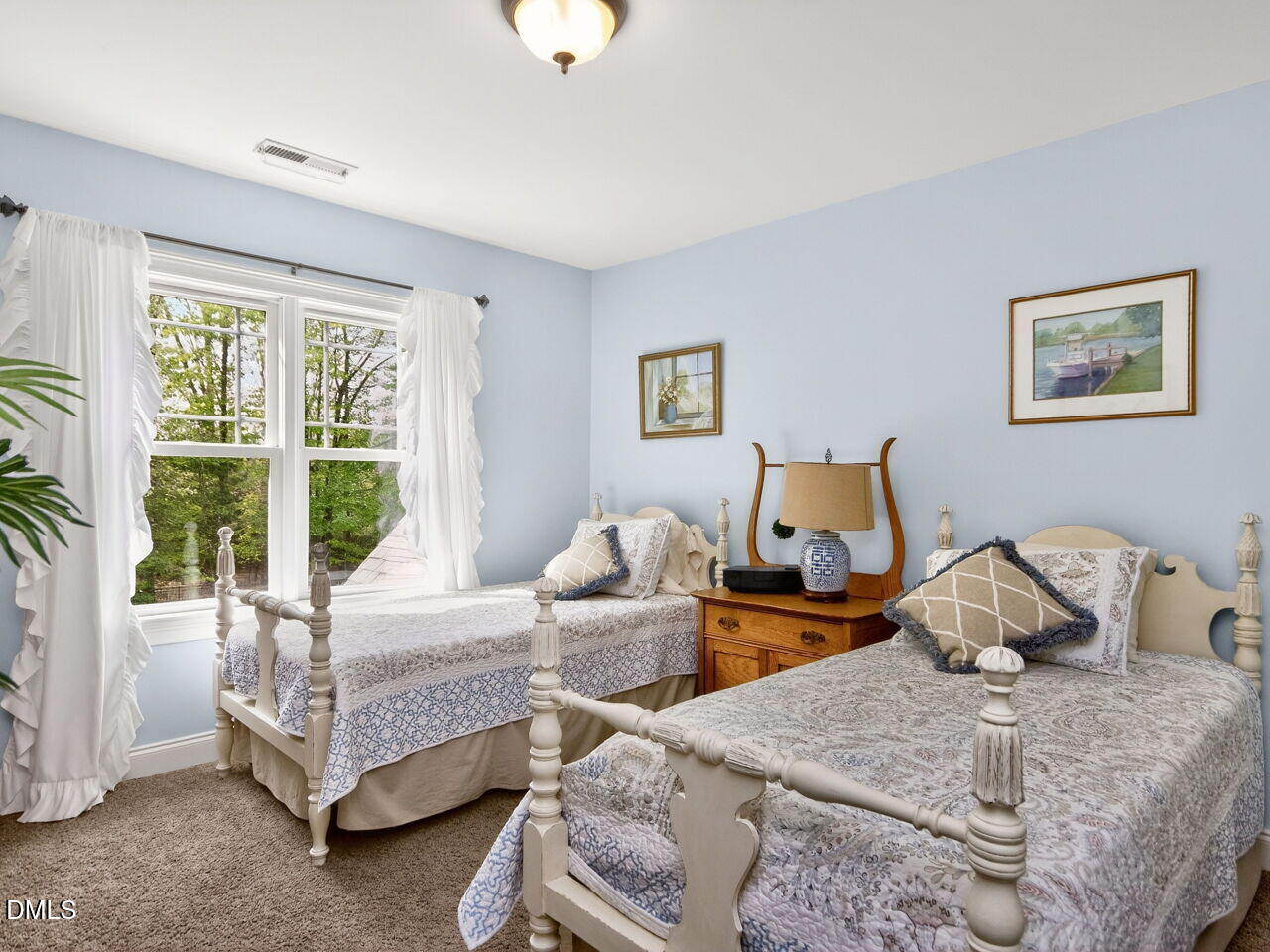 1006 Canterbury Court