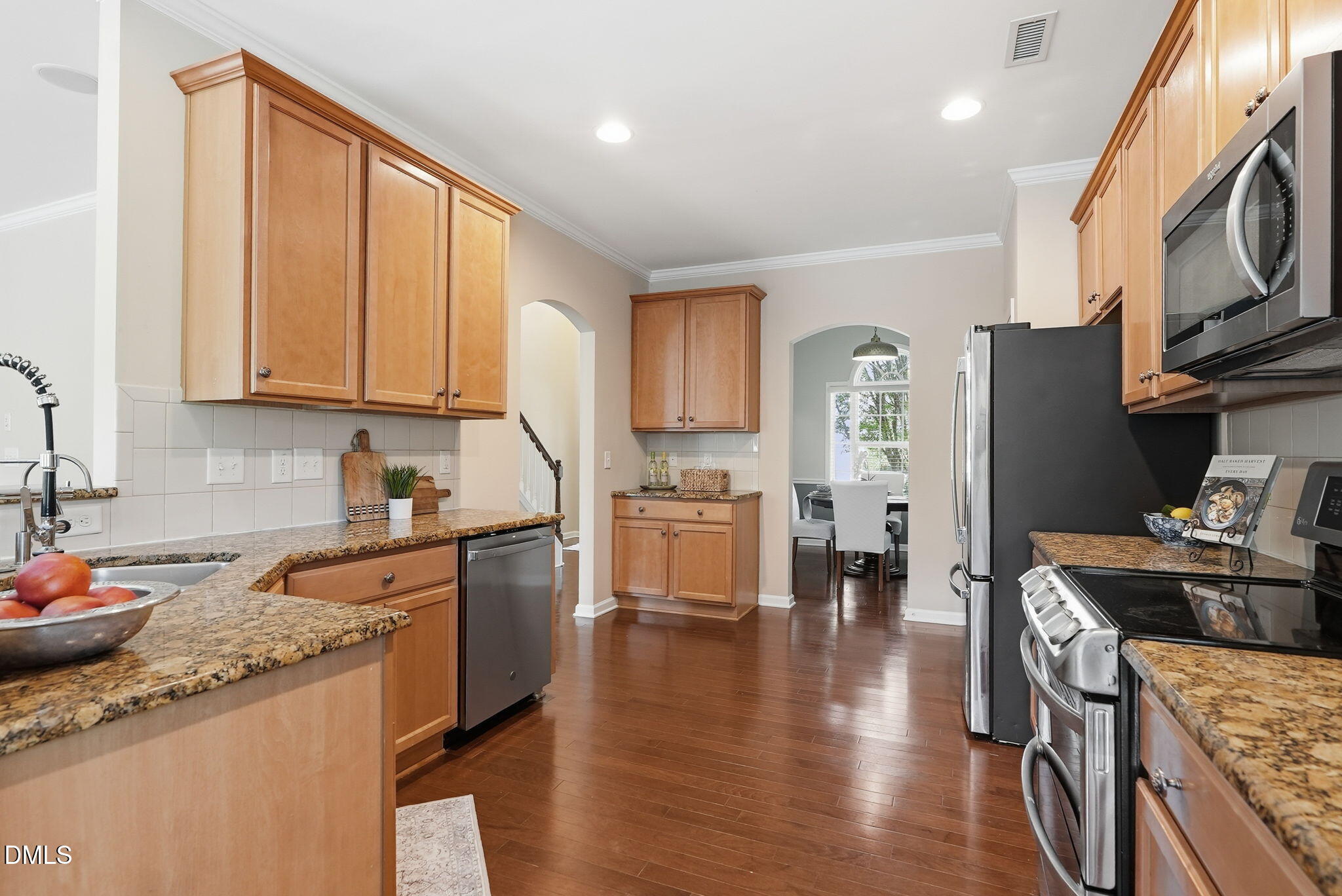 11 Hidden Ridge Court