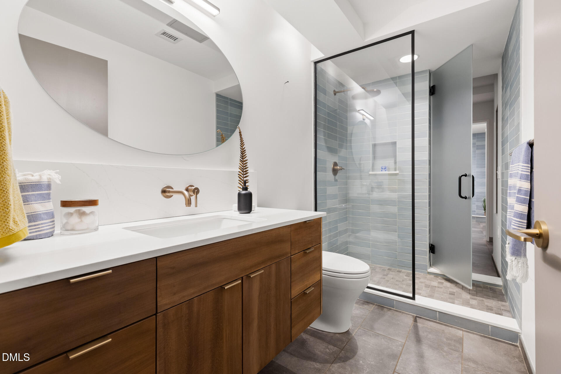 1860 Sissipahaw Way D105