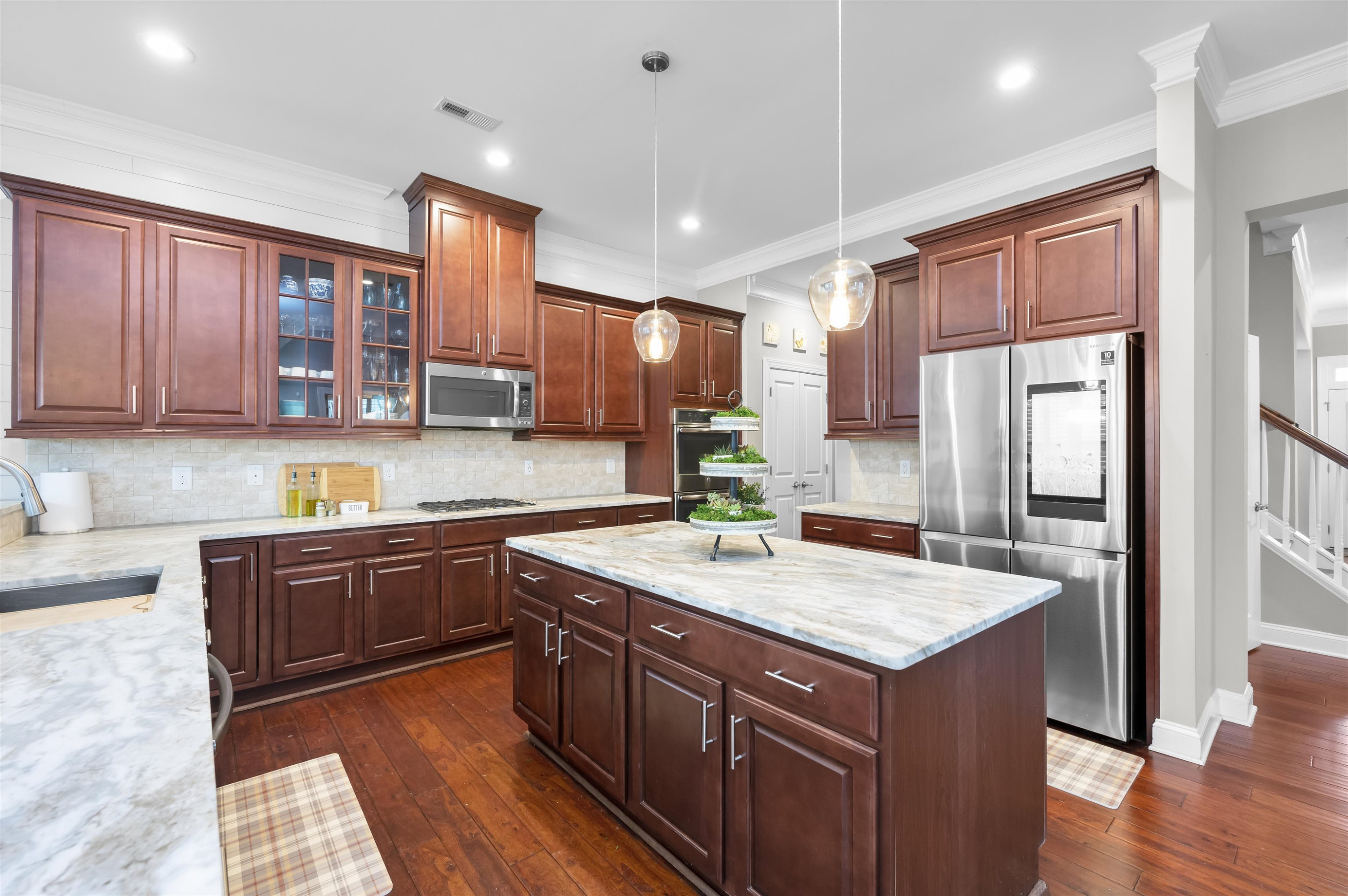 324 Austin View Boulevard