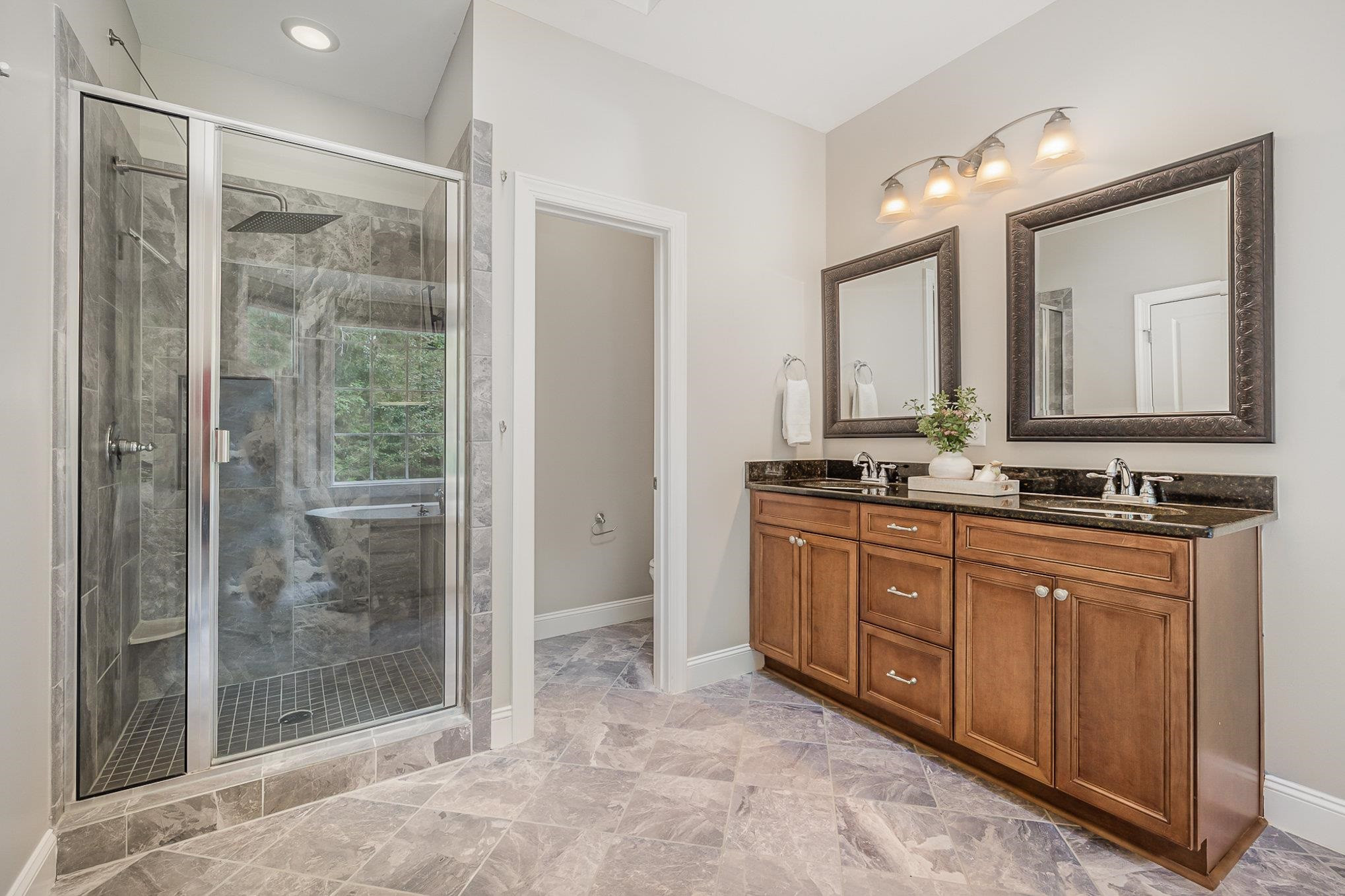 3640 Pine View Circle