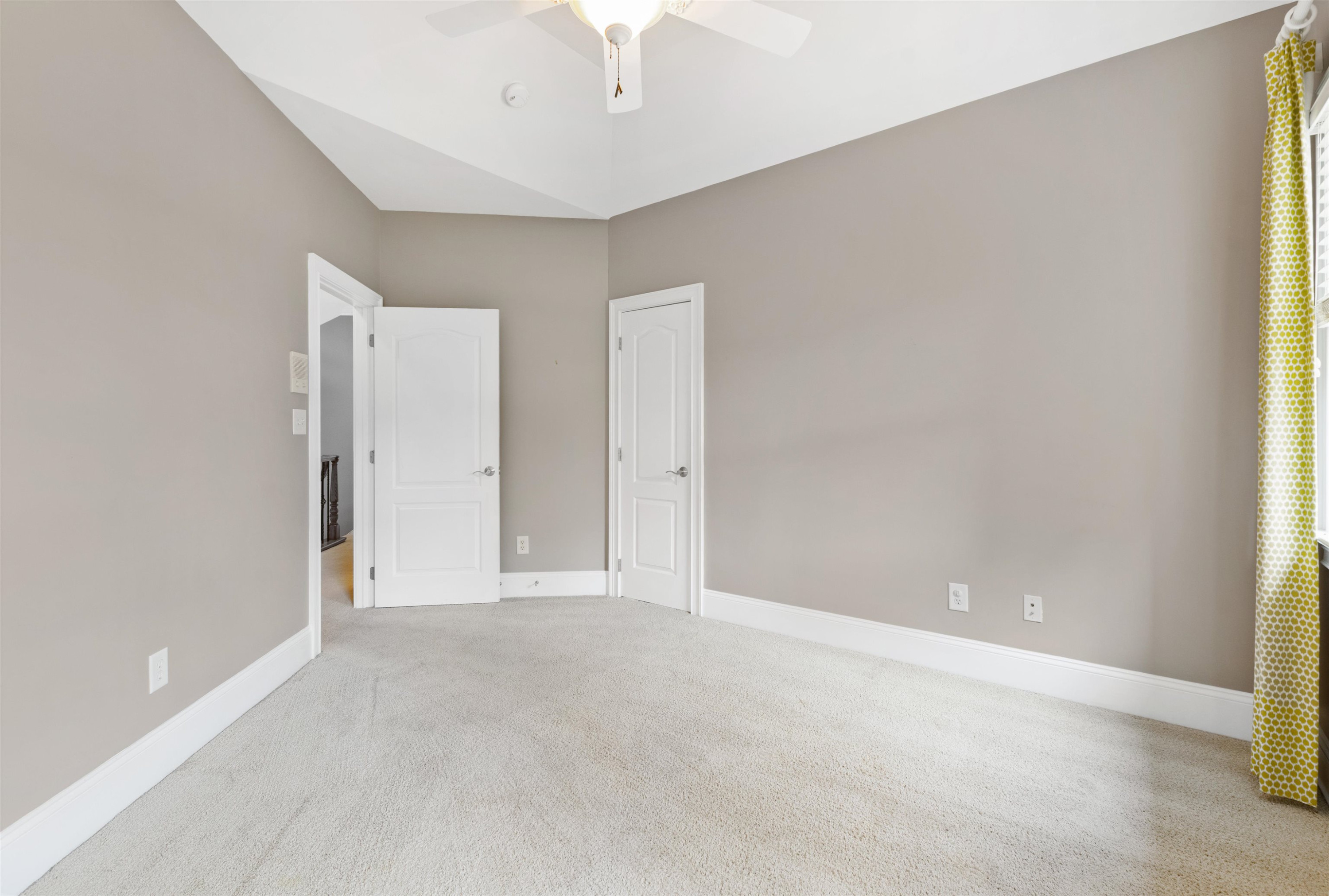 32 Woodgate Court
