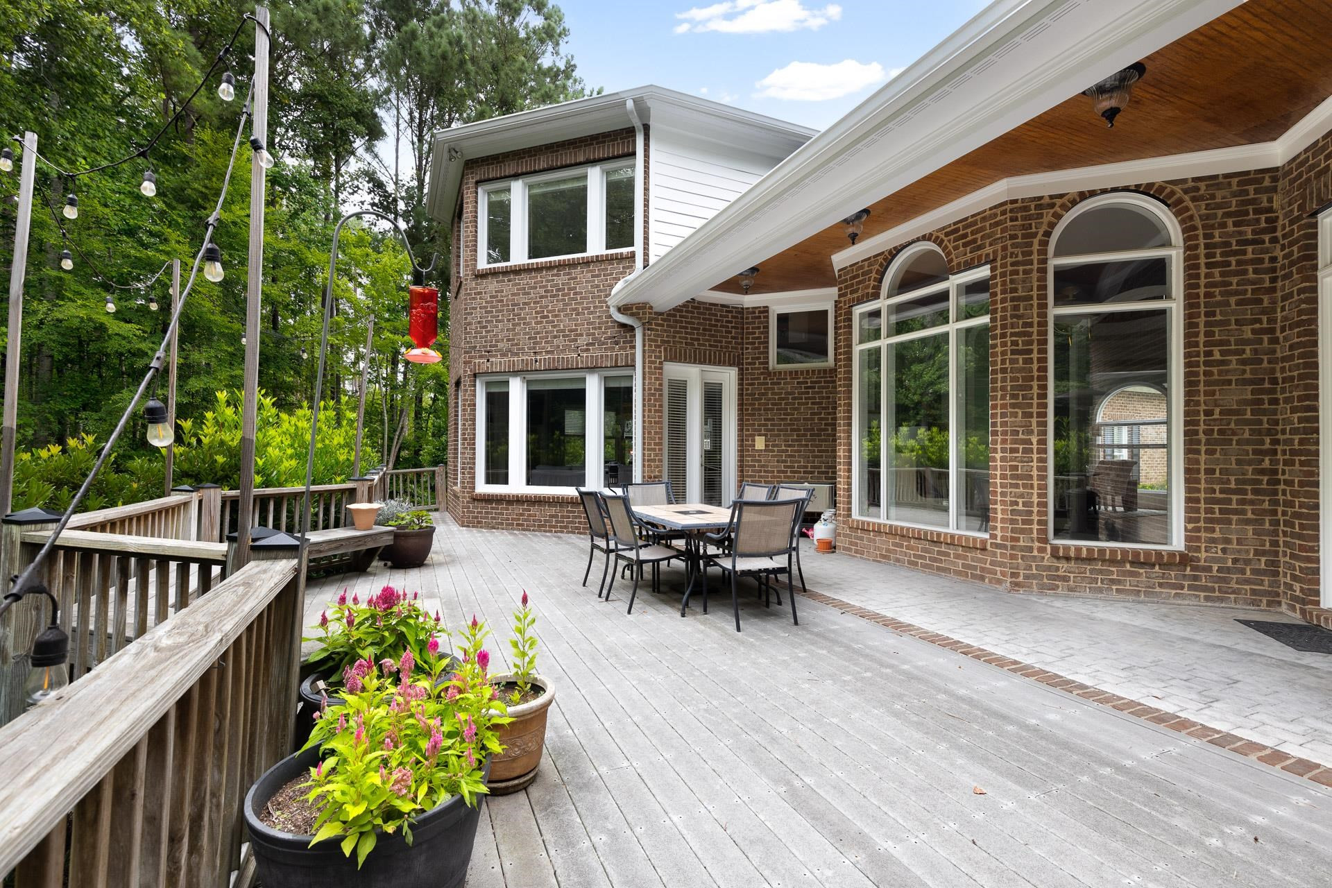 32 Woodgate Court