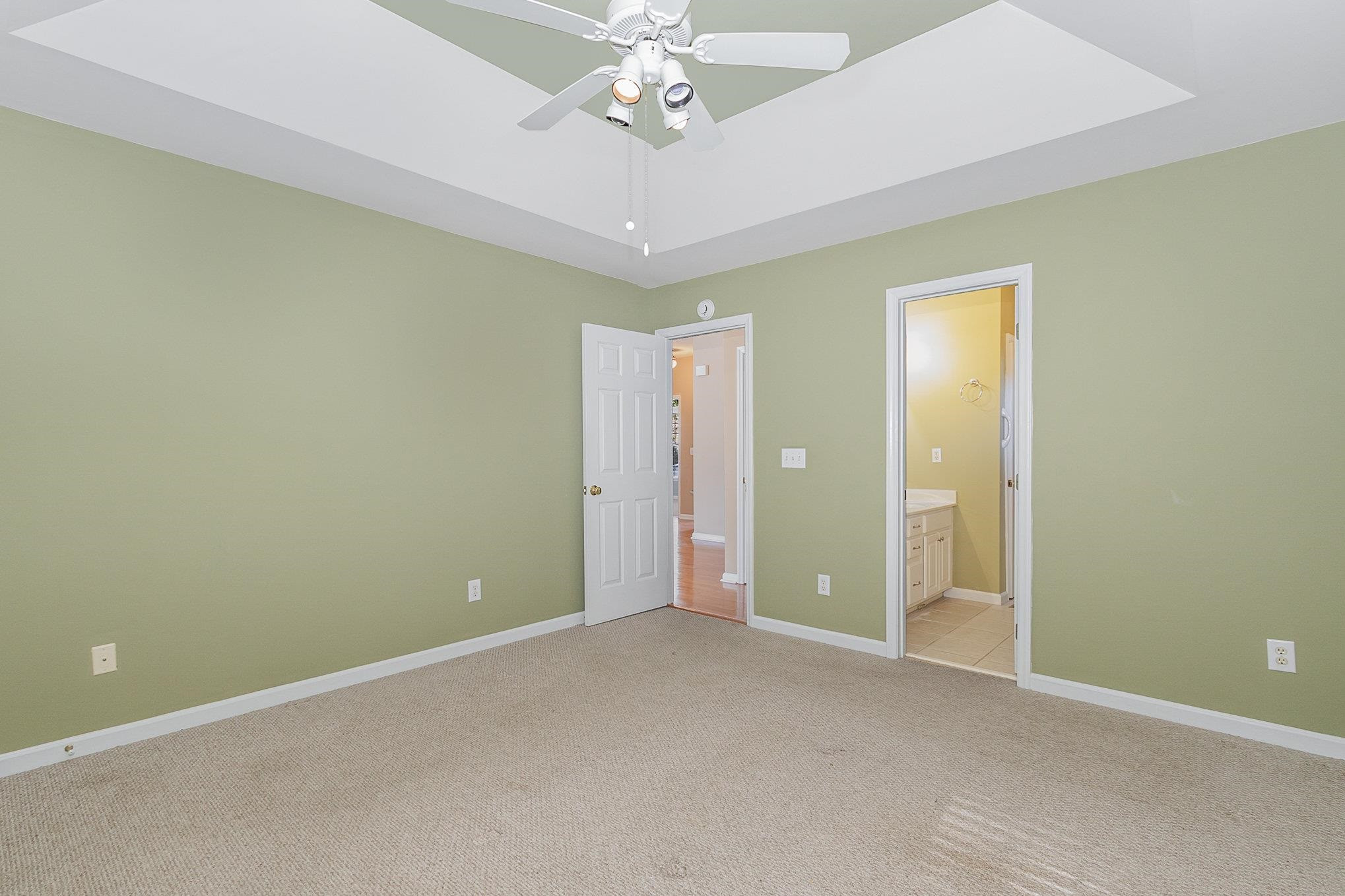 5 Whittier Way