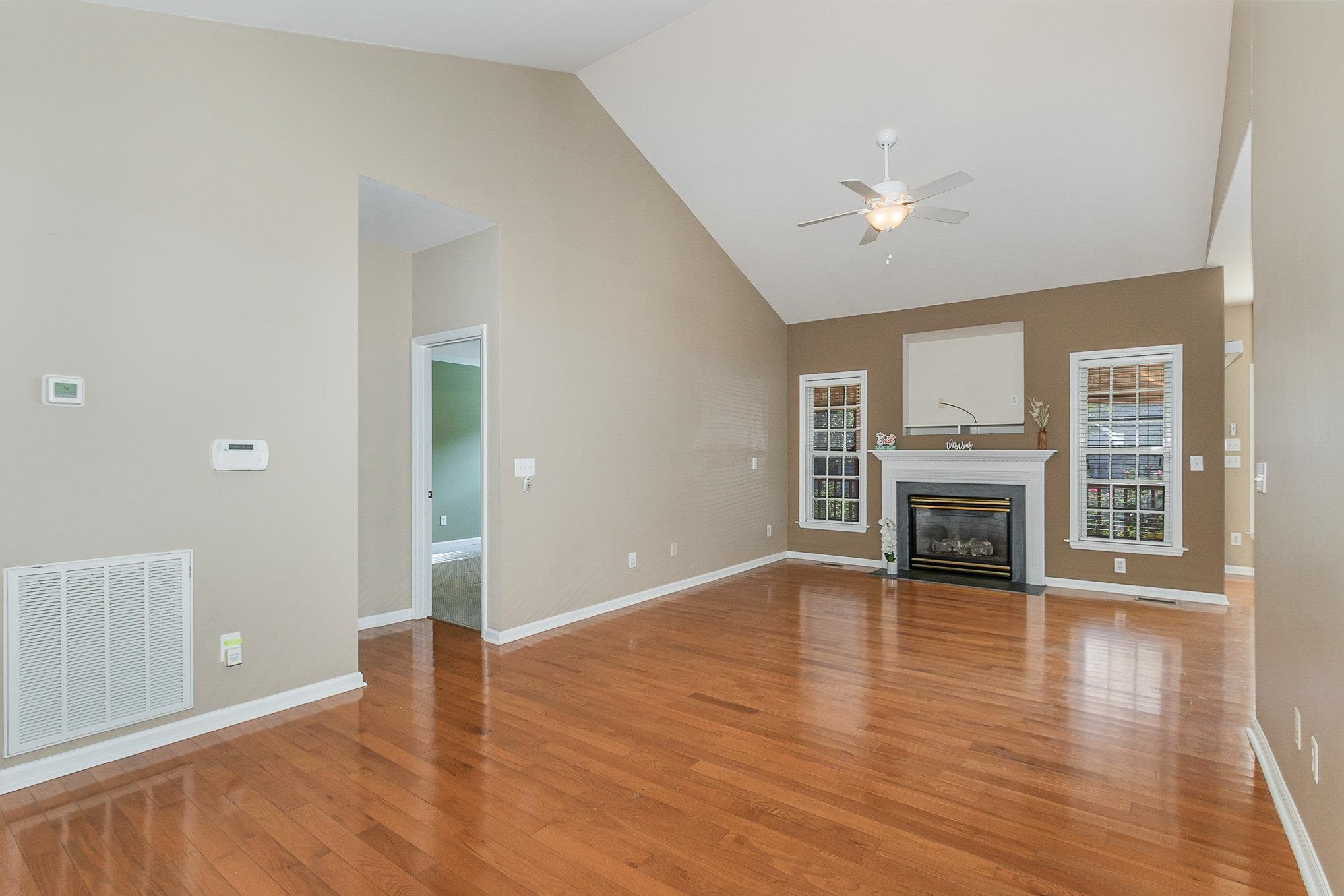 5 Whittier Way