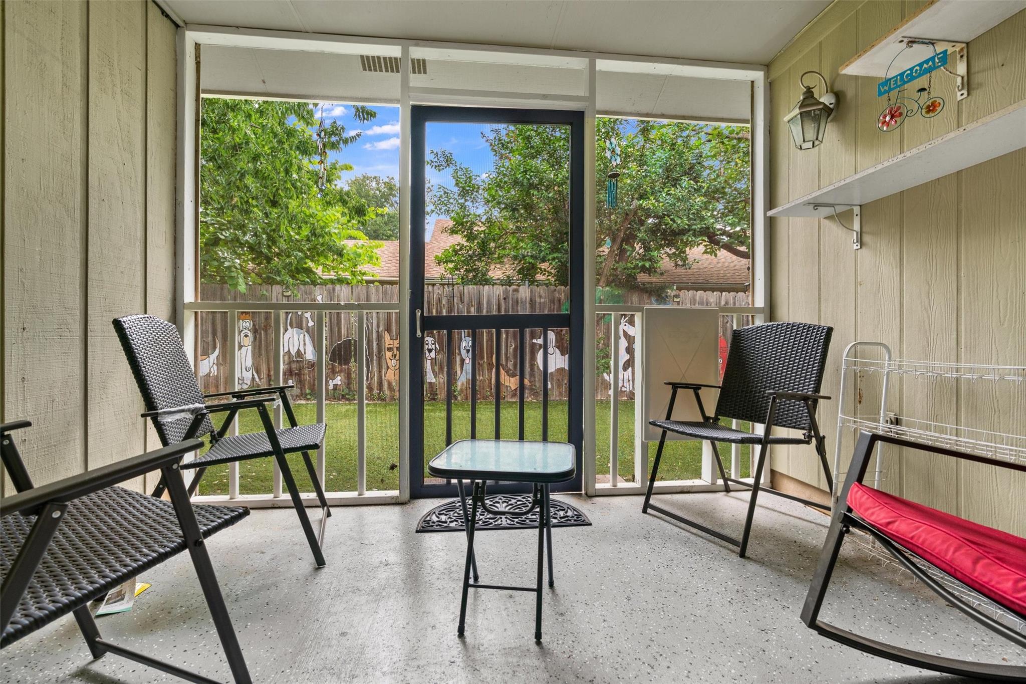 512 Edwards DR