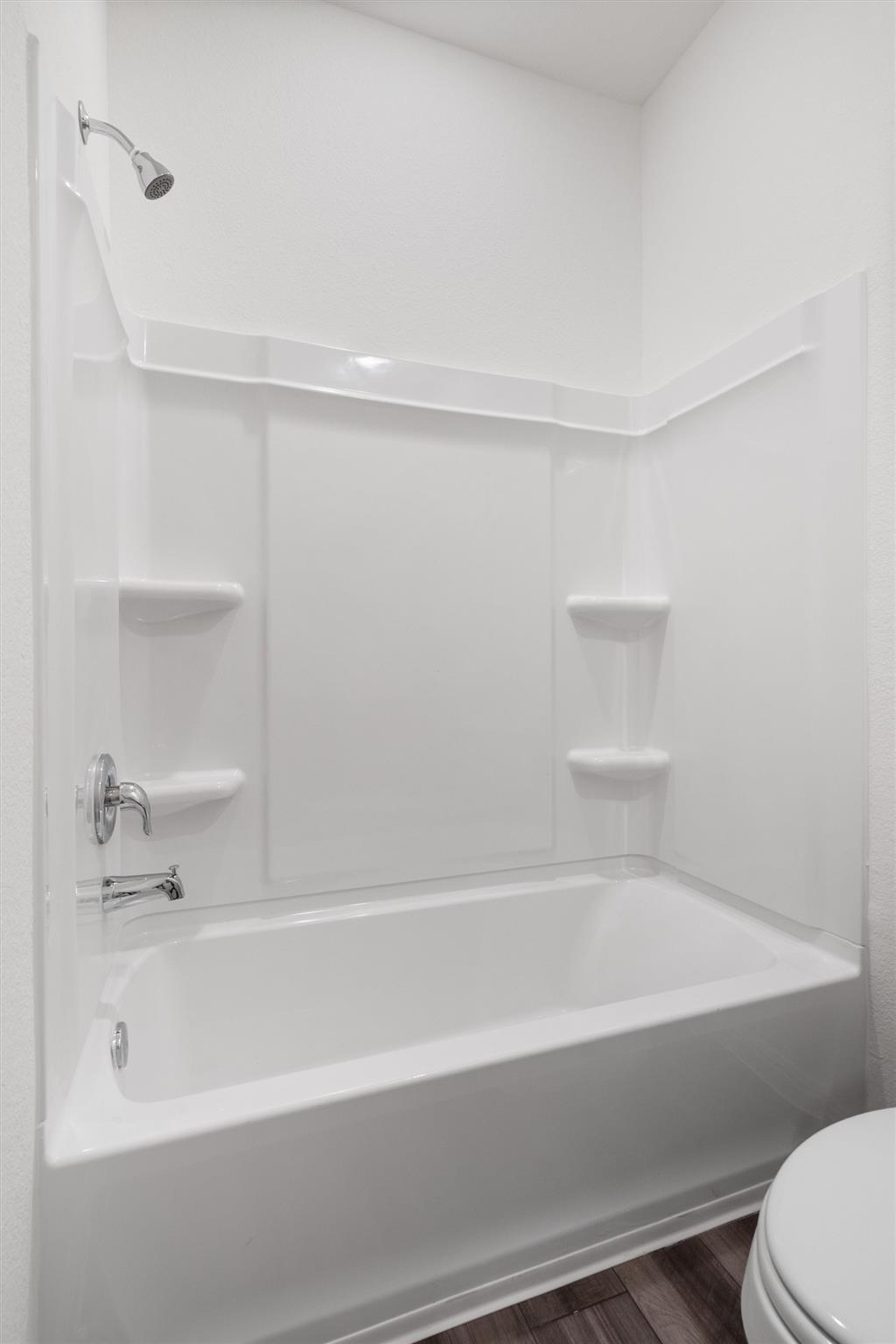 105 Bridgeview DR, Hutto
