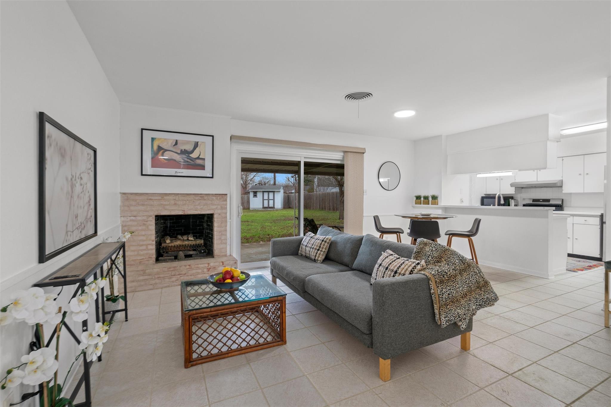 2009 Northridge DR