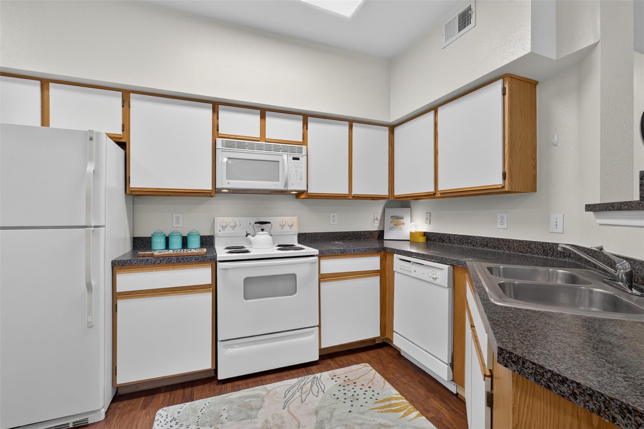 2320 Gracy Farms LN # 812
