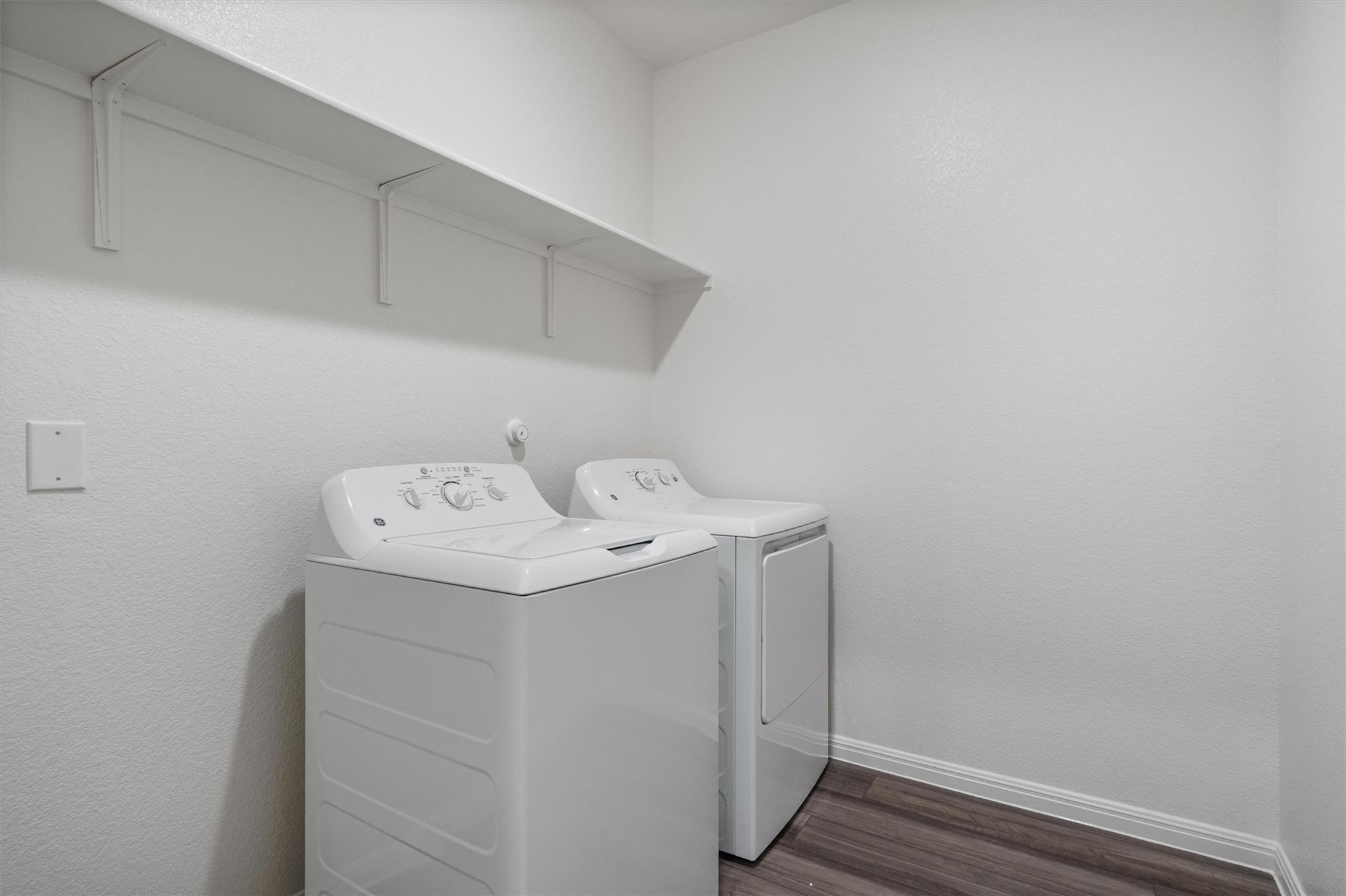 105 Bridgeview DR