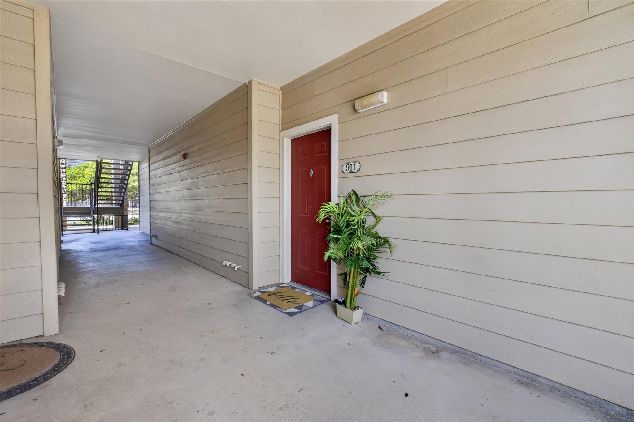 2320 Gracy Farms LN # 911