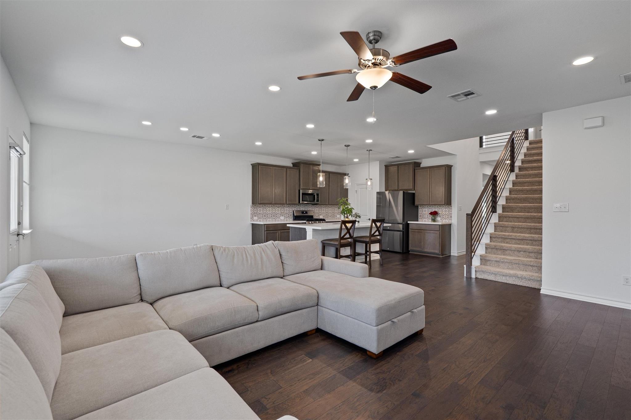 213 Stinchcomb RD