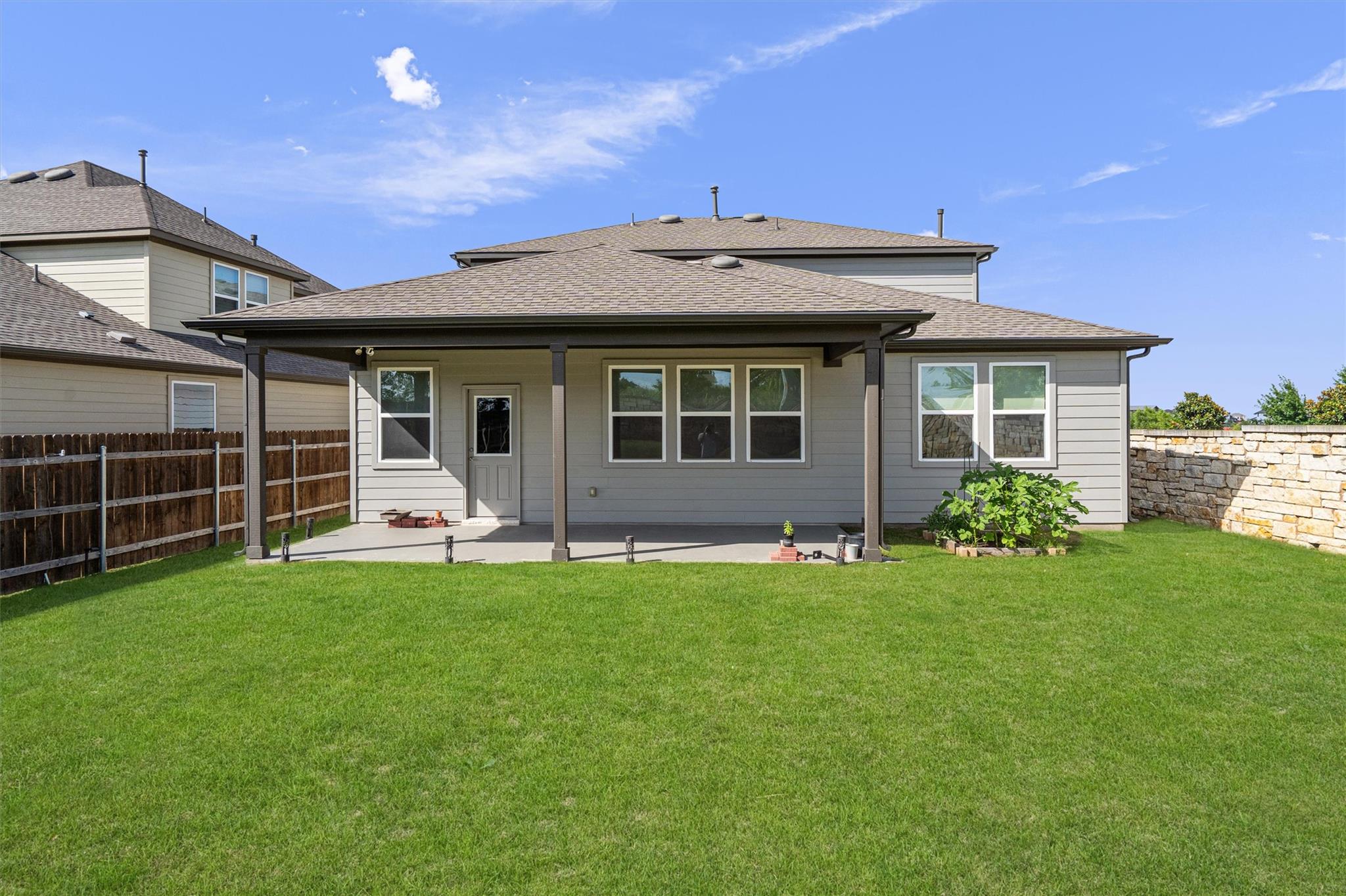213 Stinchcomb RD