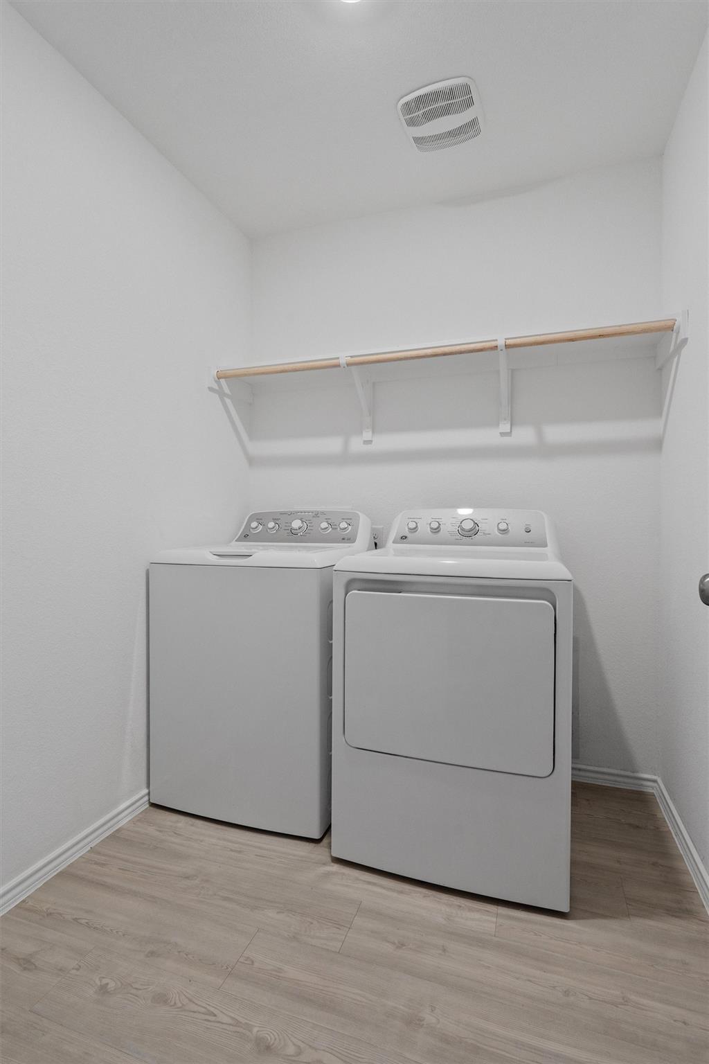 216 Little Sparklers LOOP