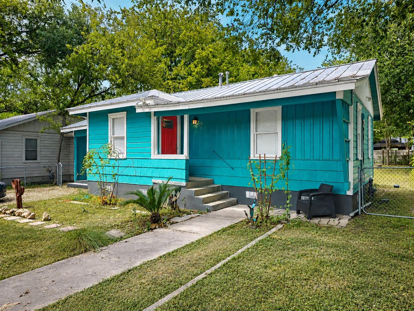 200 Nelray BLVD