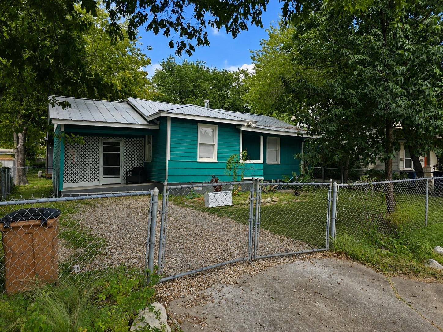 200 Nelray BLVD