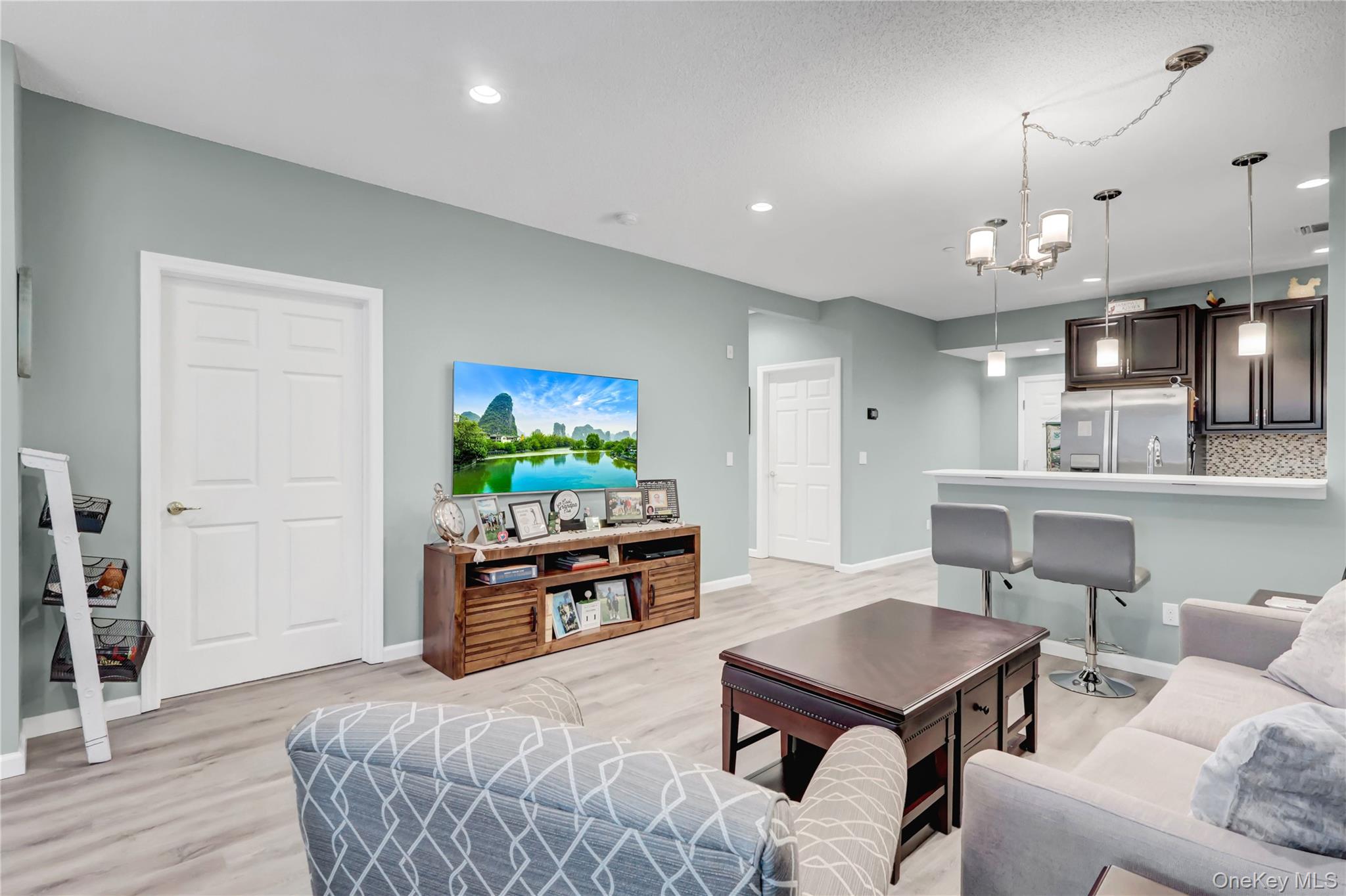 171 Clubhouse Circle