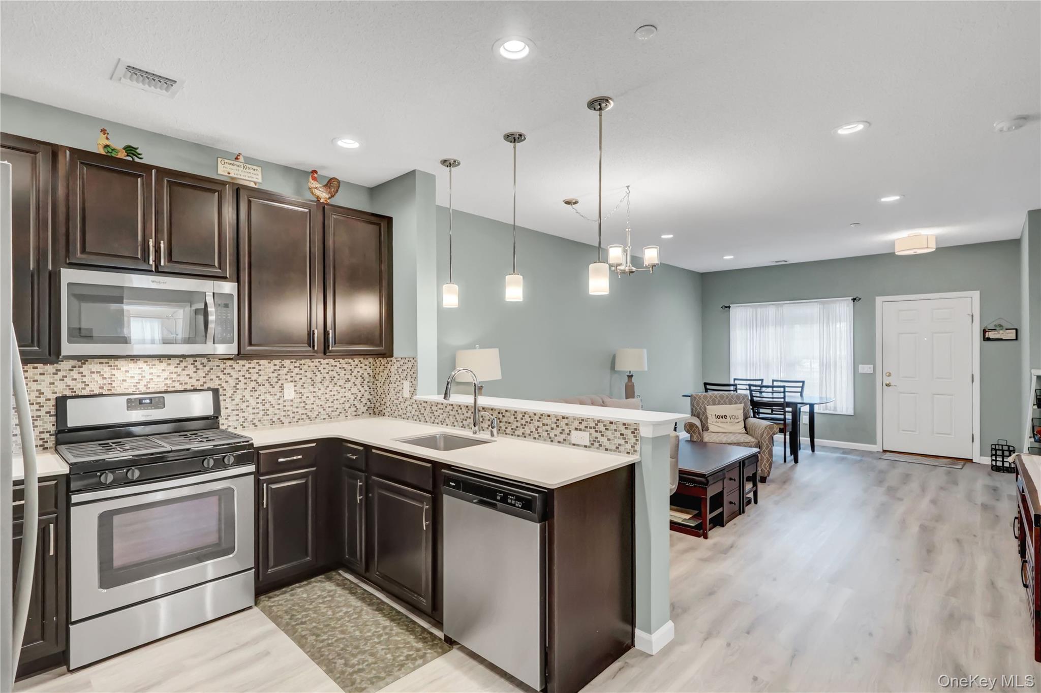 171 Clubhouse Circle