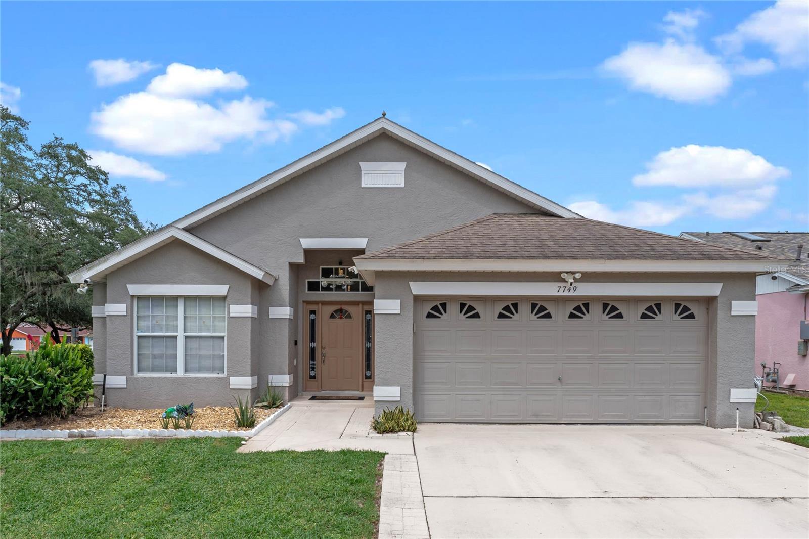7749 WATER OAK CT