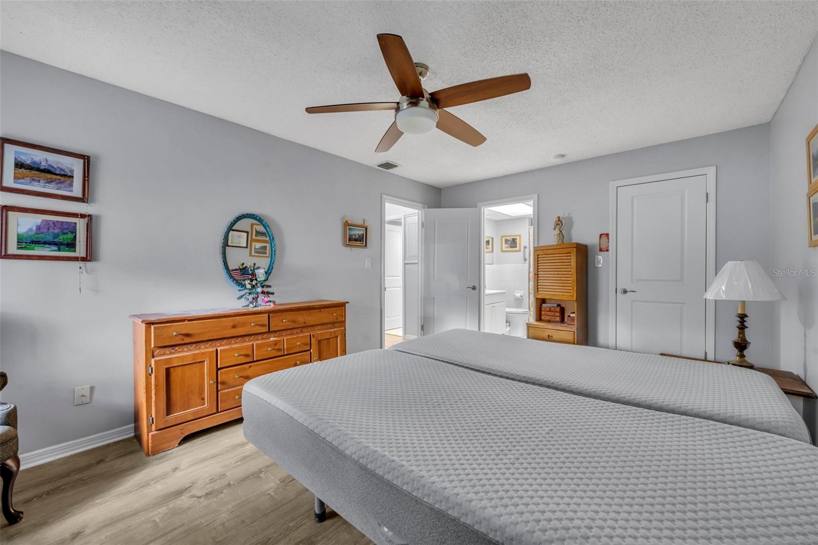 451 OAK HAVEN DR