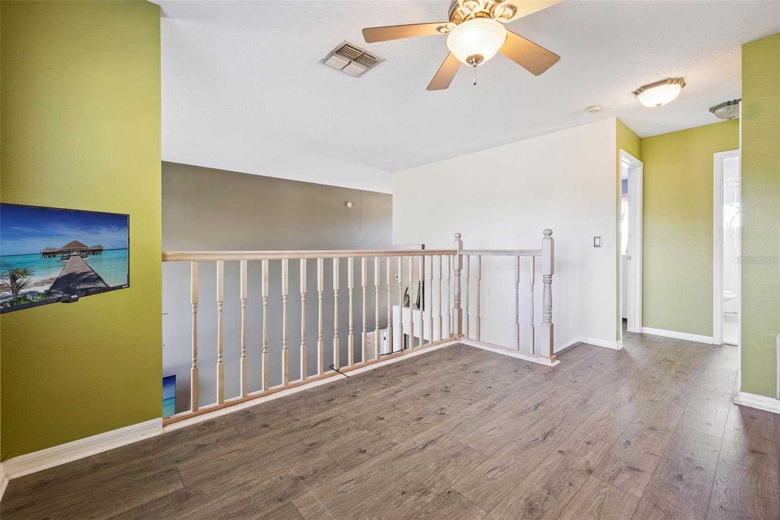 2207 JESSICA LN