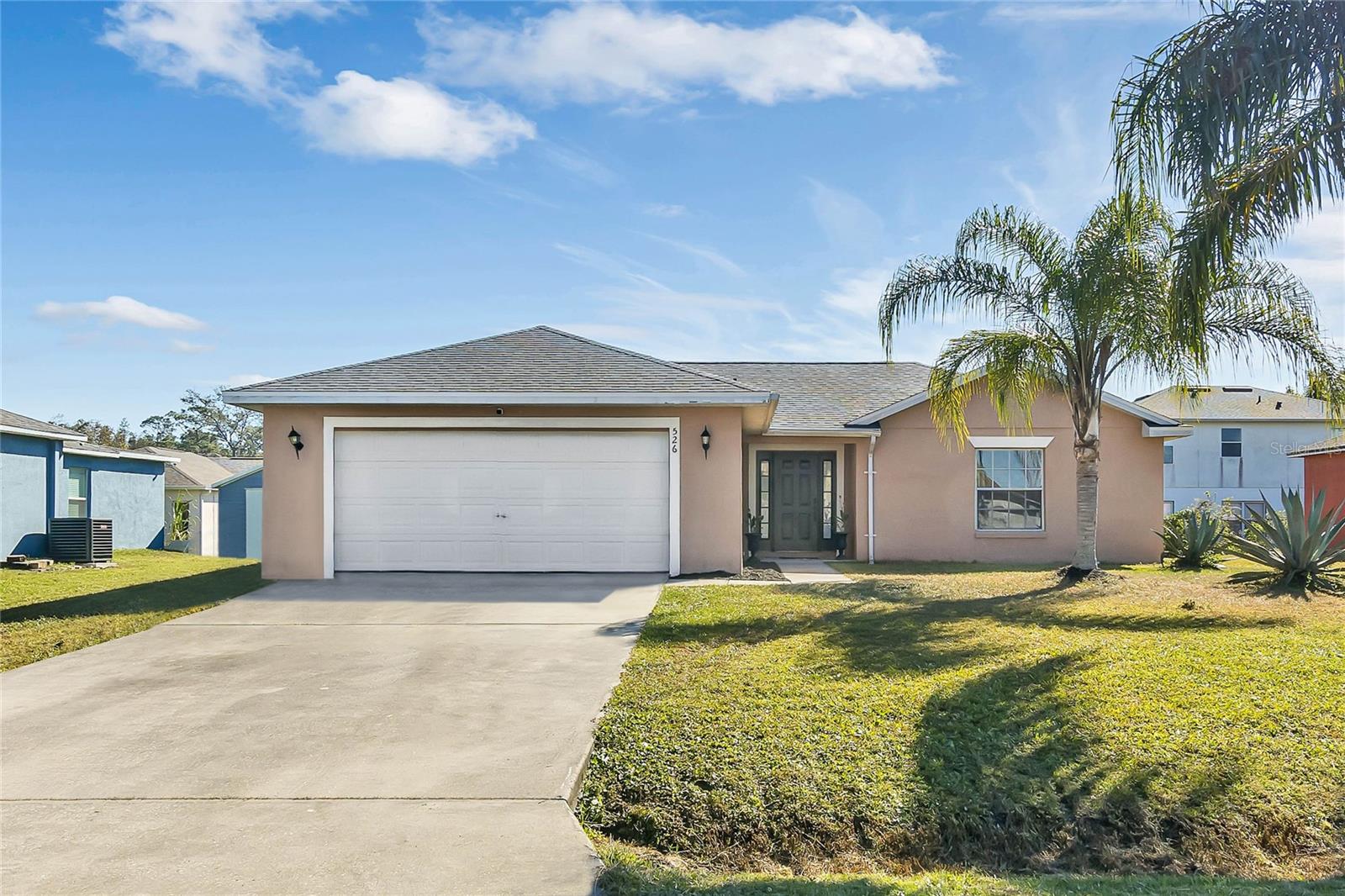 526 HUMMINGBIRD CT
