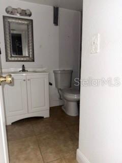 900 LAKE DESTINY RD #B
