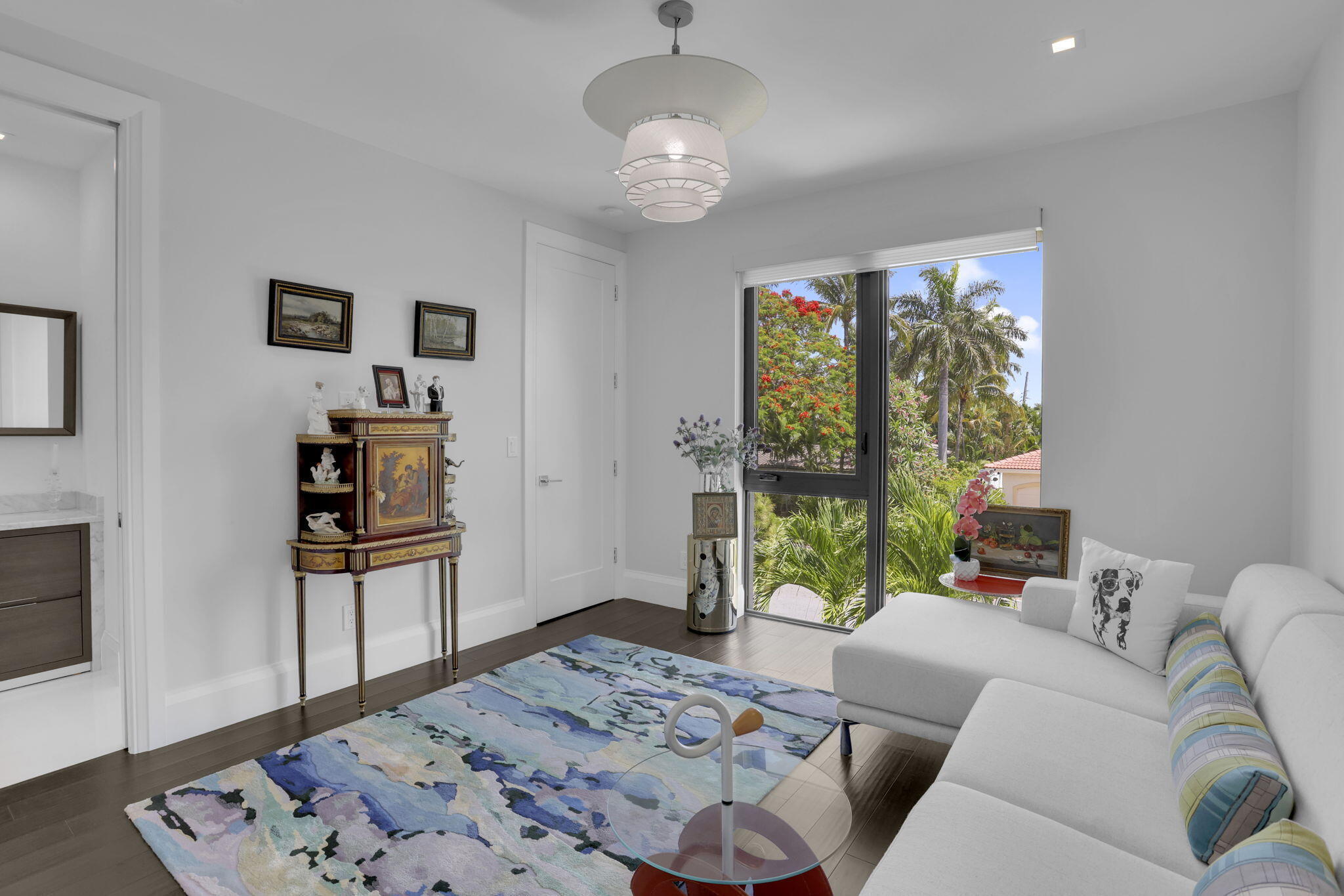 234 NE 4th Street