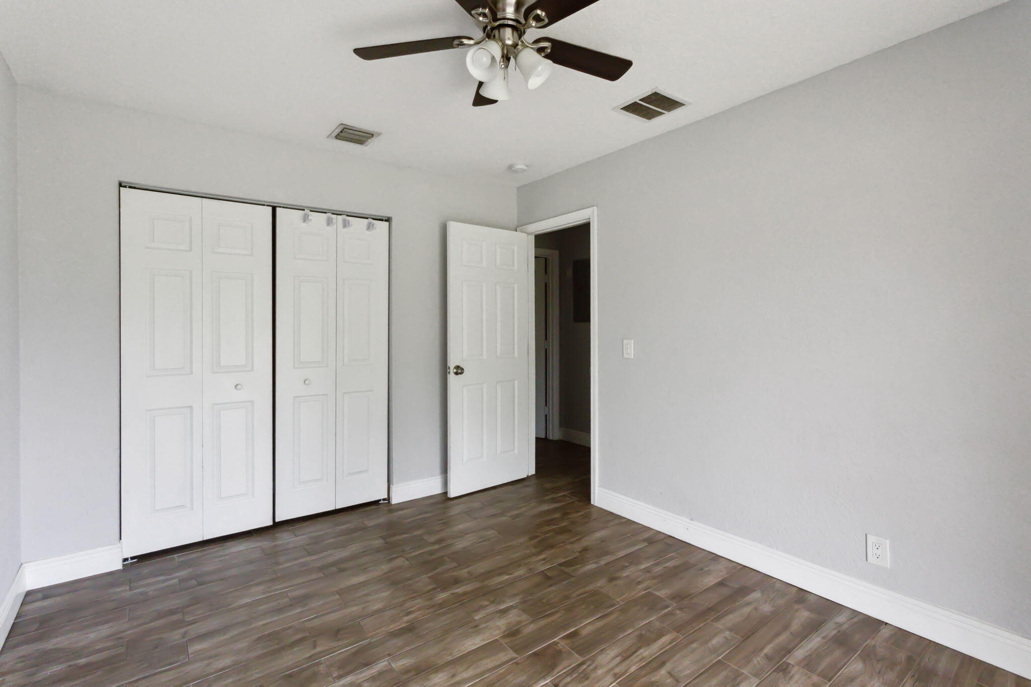 2227 NE 3rd Avenue 1