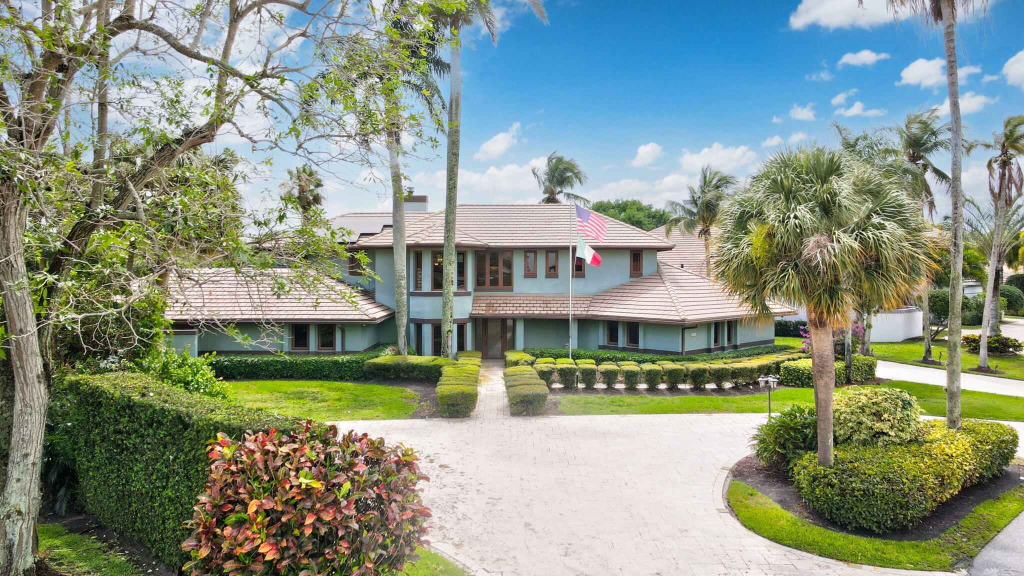 4348 Saint Andrews Drive