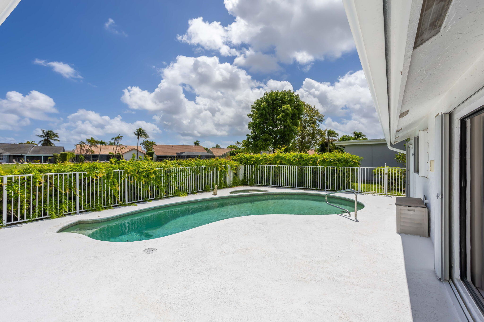 9476 El Clair Ranch Road