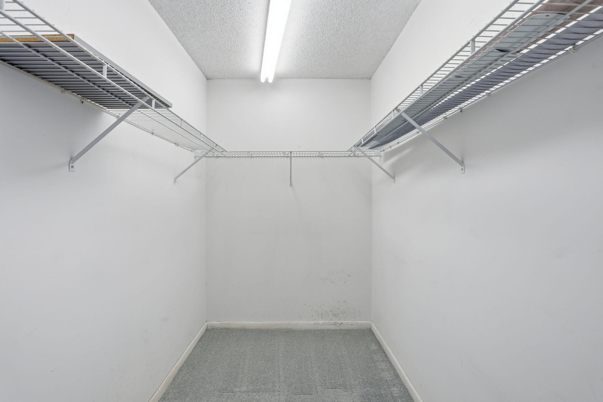 9476 El Clair Ranch Road