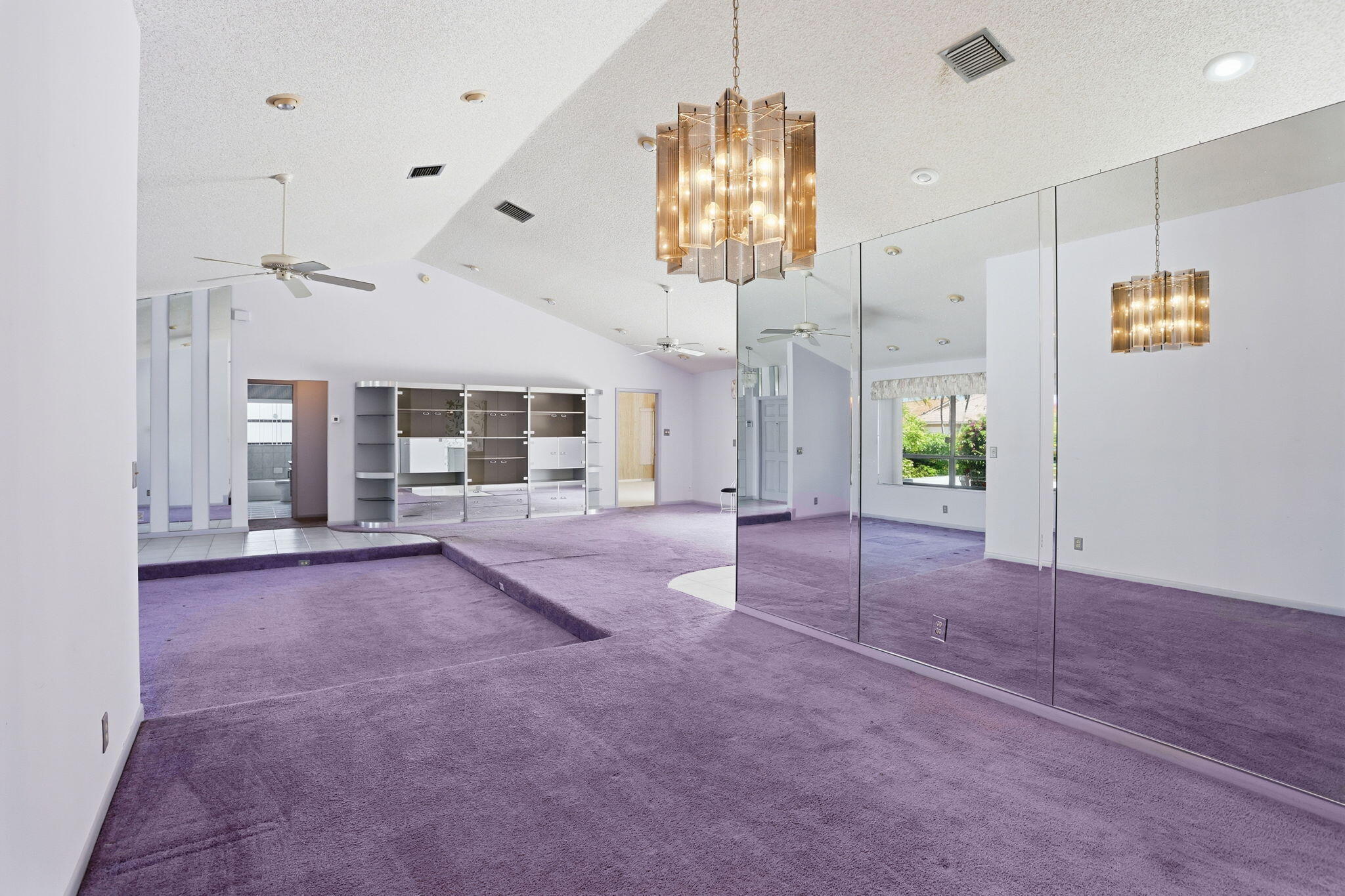 9476 El Clair Ranch Road