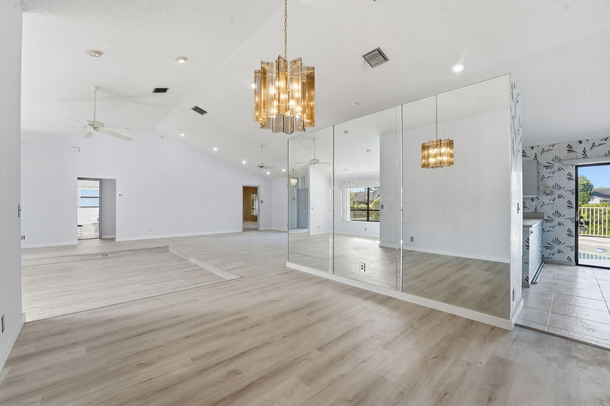 9476 El Clair Ranch Road