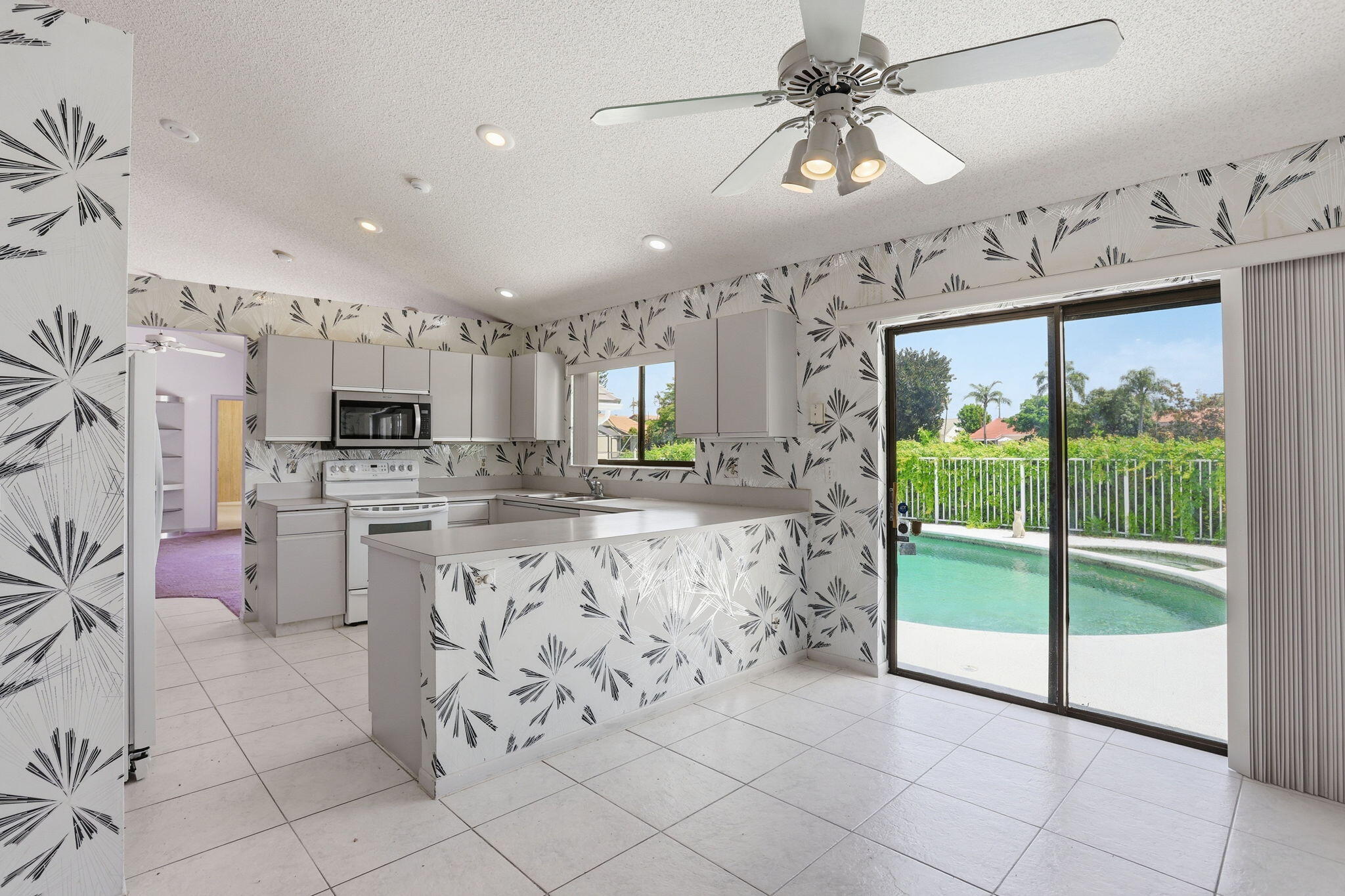 9476 El Clair Ranch Road